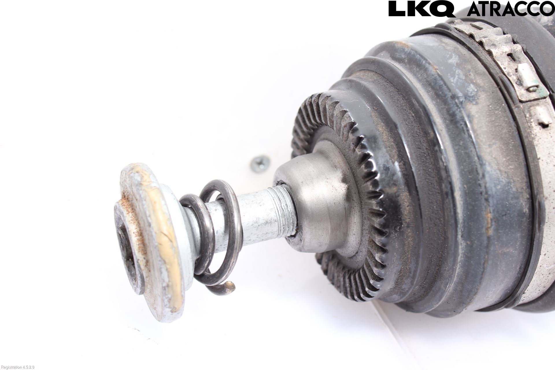 BMW 5 G30/G31/F90 17-23 Drivaxel Fram Höger