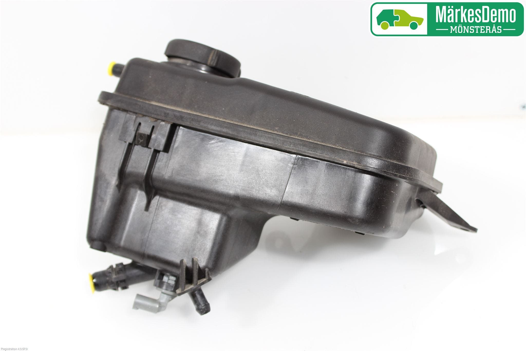 BMW 5 E60/61 Sed/Tou 02-10 Expansionstank