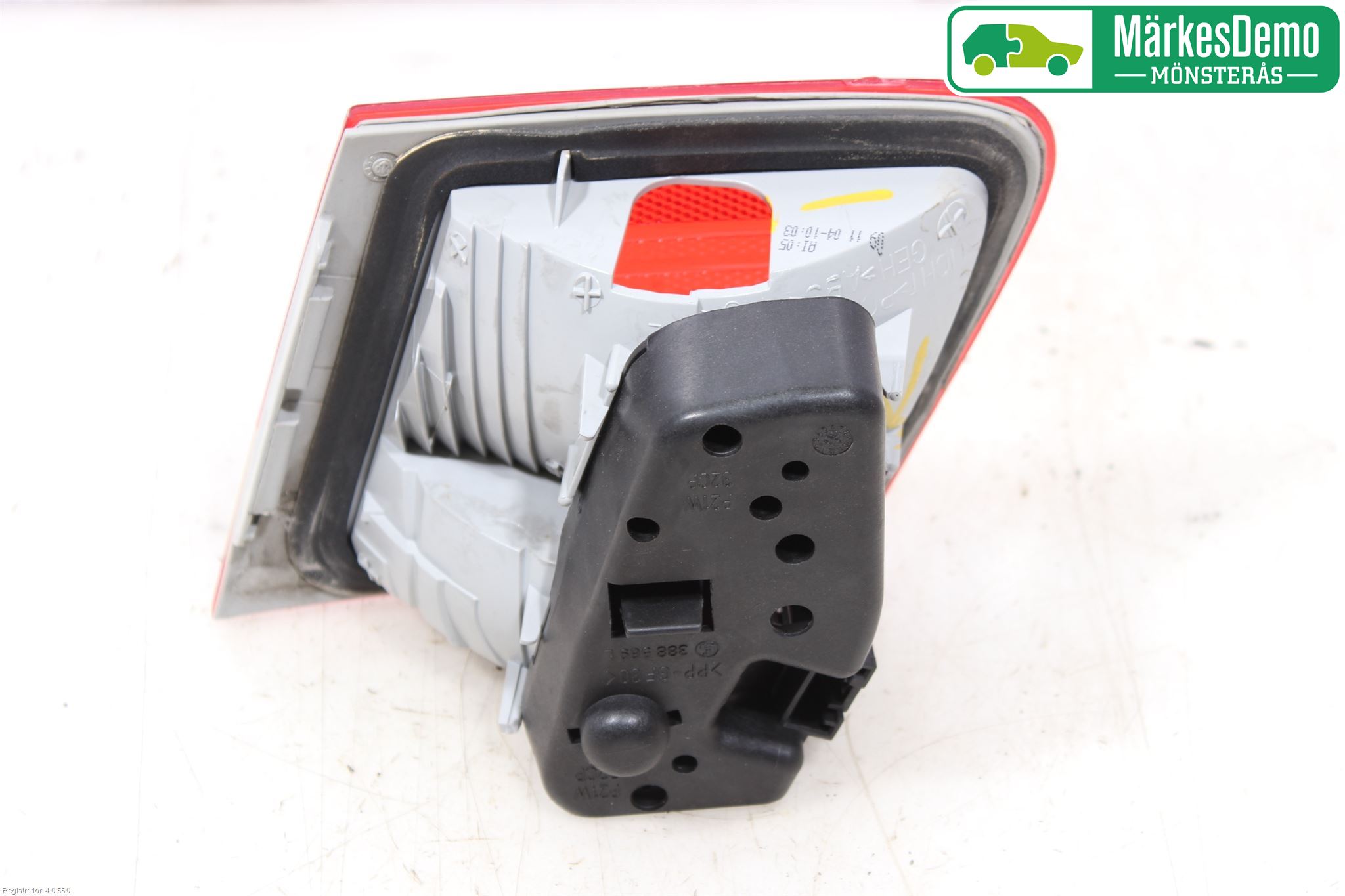 BMW 3 E46      98-05 Bakljus Lucka Vä