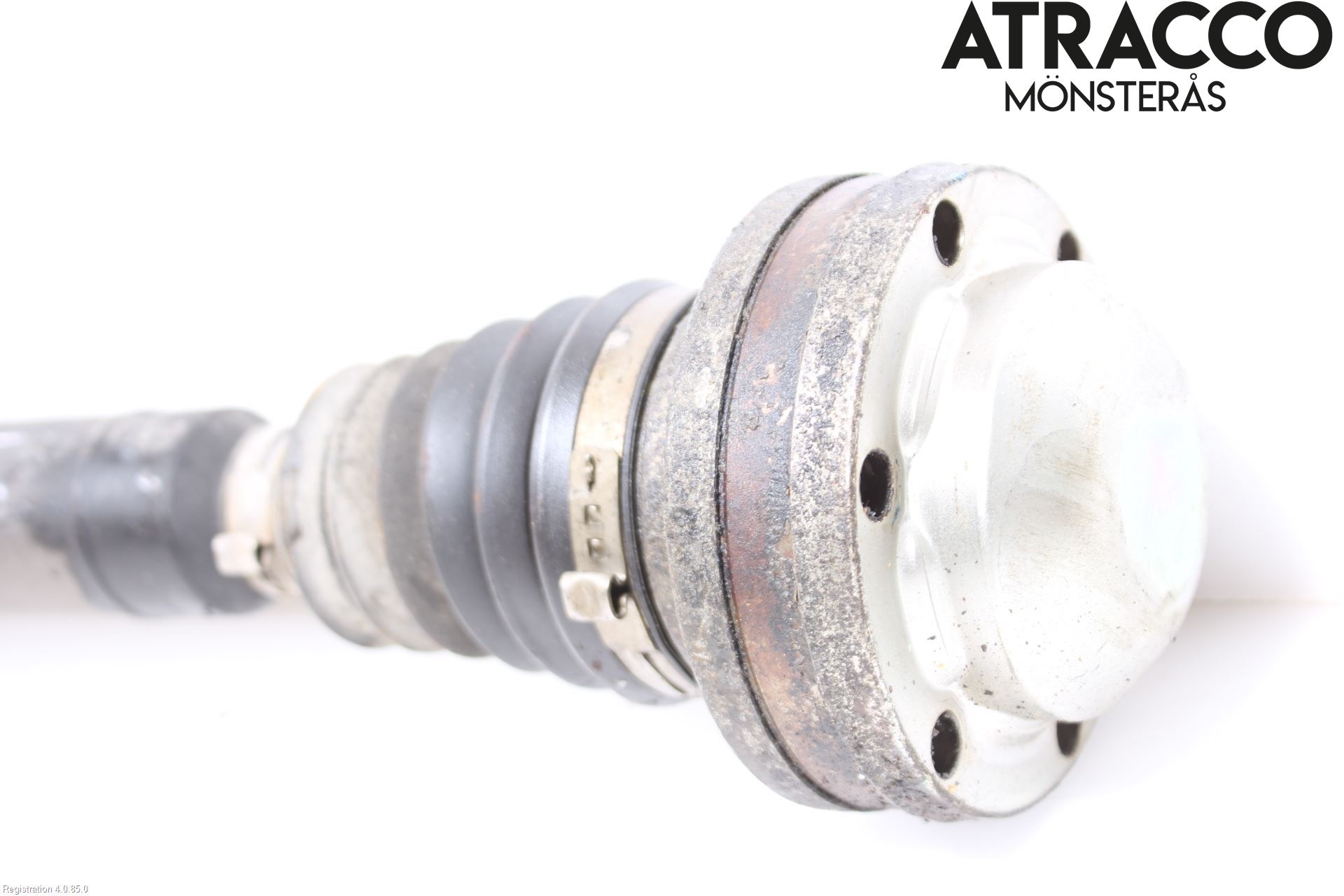 Volkswagen VW CADDY      04-10 Drivaxel Fram Höger