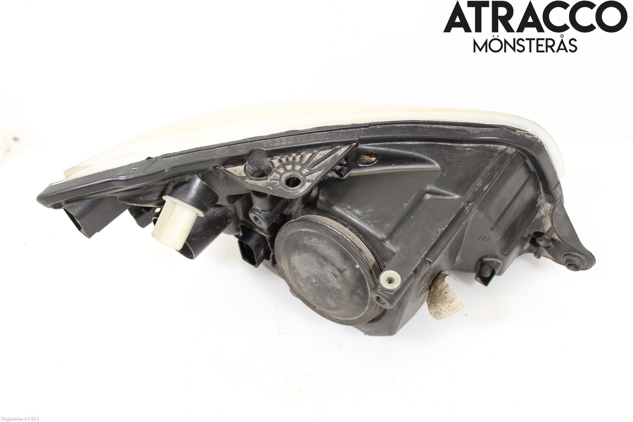 Skoda PRAKTIK Strålkastare Vänster