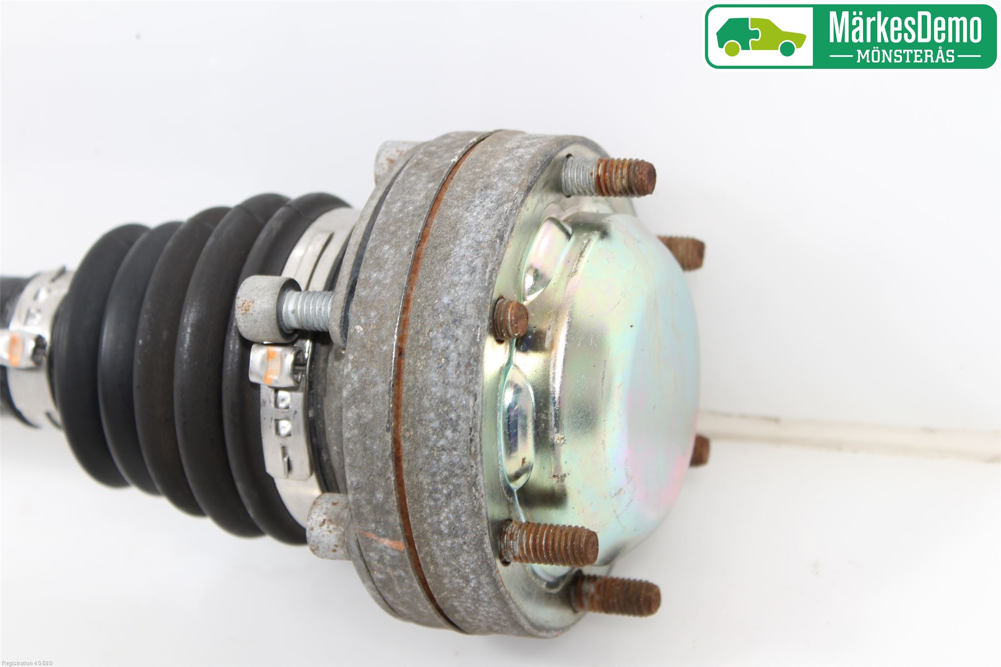 Audi A4 12-15 Drivaxel Bak Vänster