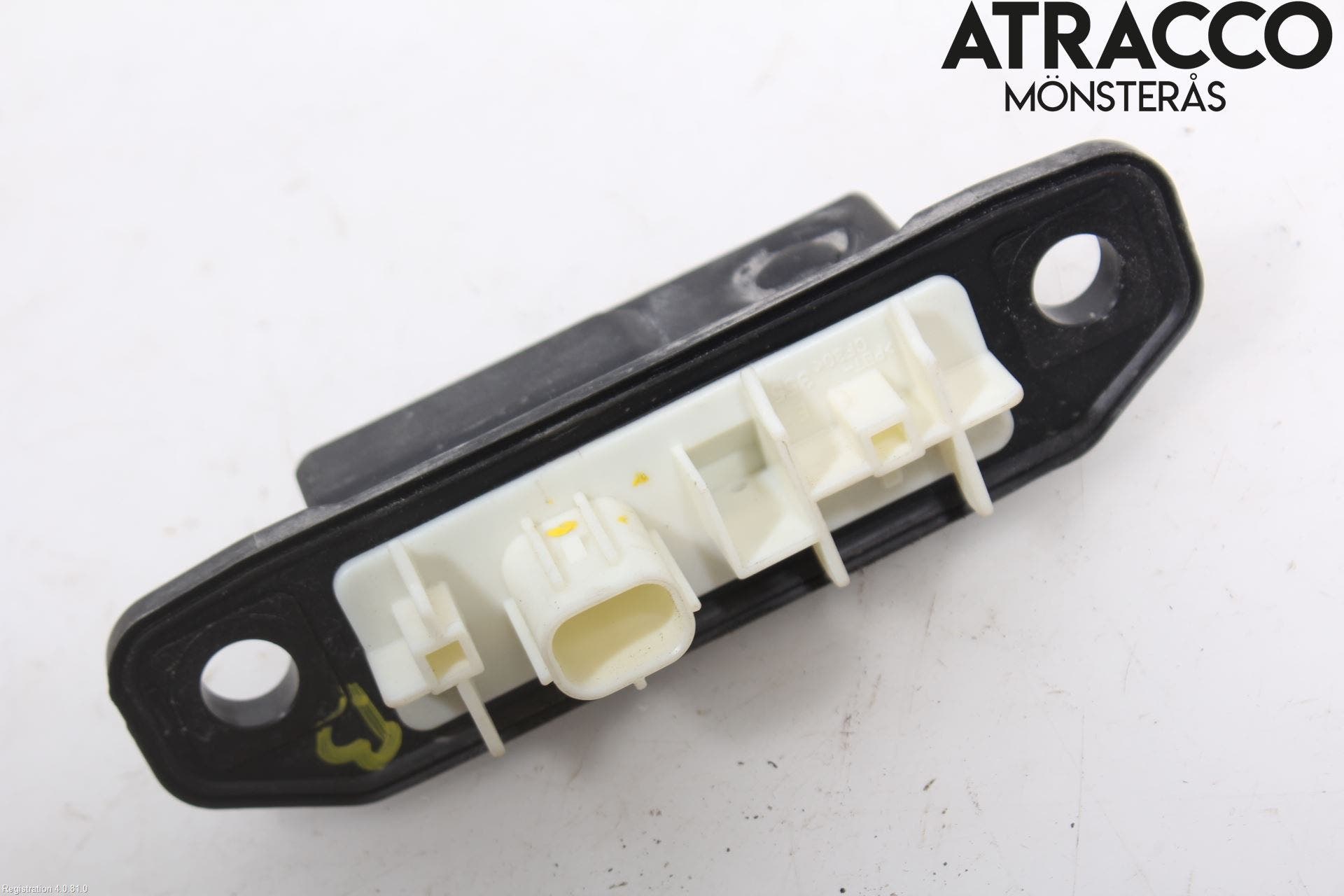 Toyota YARIS CROSS XP21 21- Bakluckehandtag