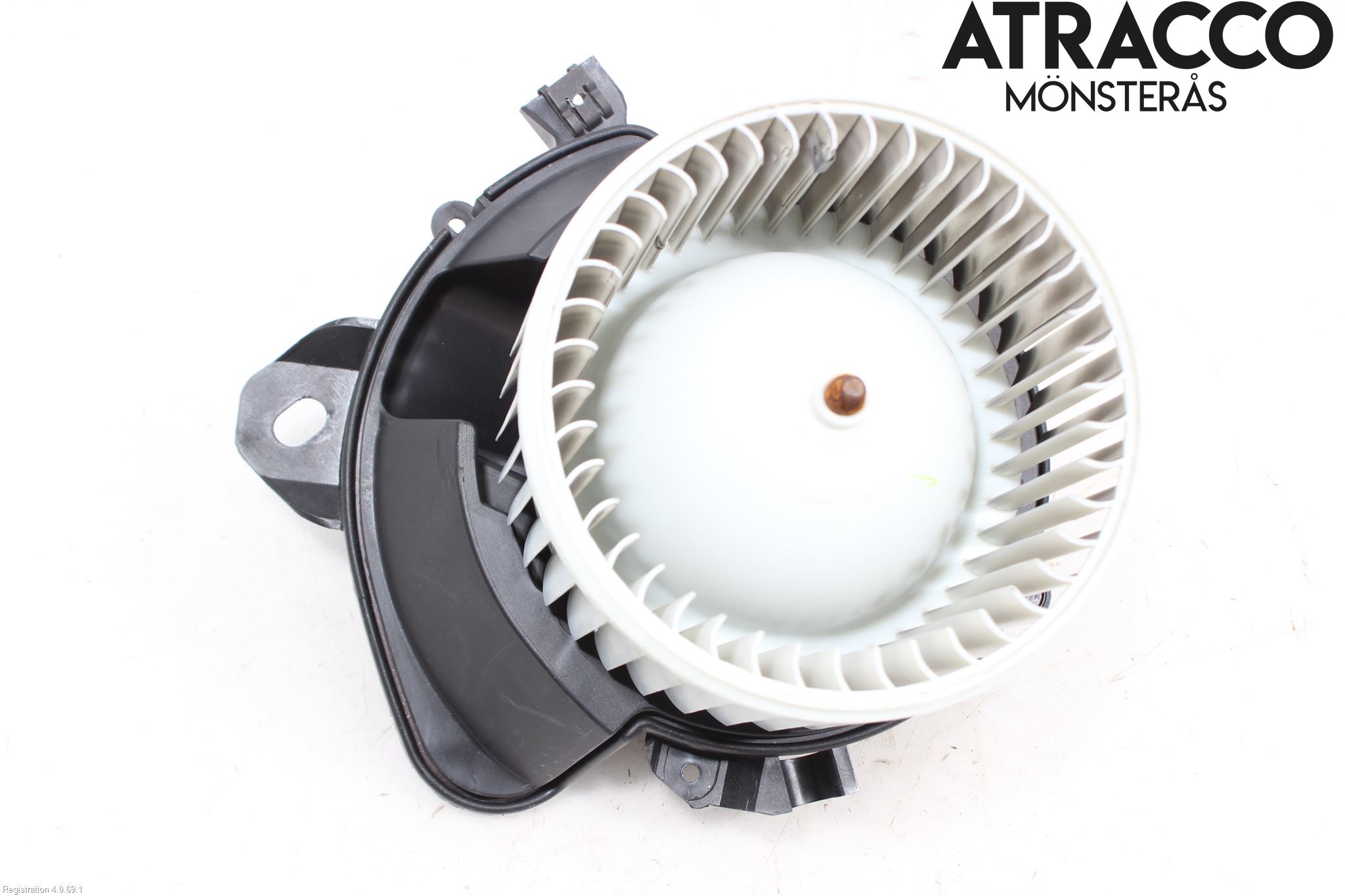 Fiat TIPO/CROSS 16- Värmefläkt