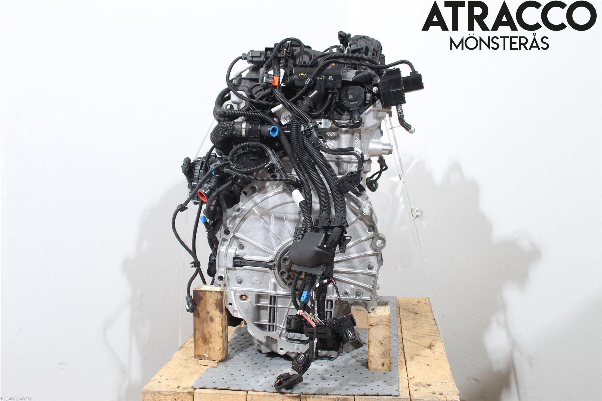 Mini COOPER CLUBMAN F54 16- Motor Bensin