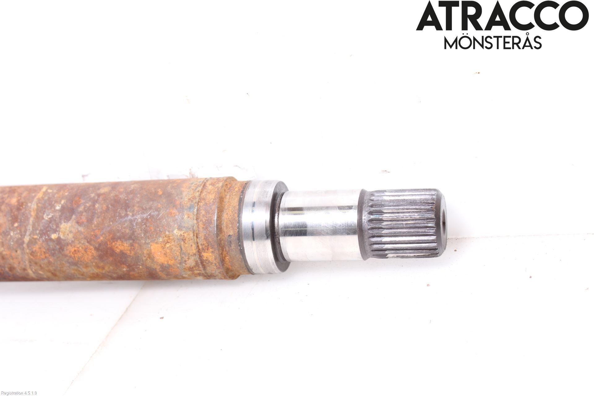 Ford TRANSIT/TOURNEO CONNECT 13-22 Drivaxel Fram Höger