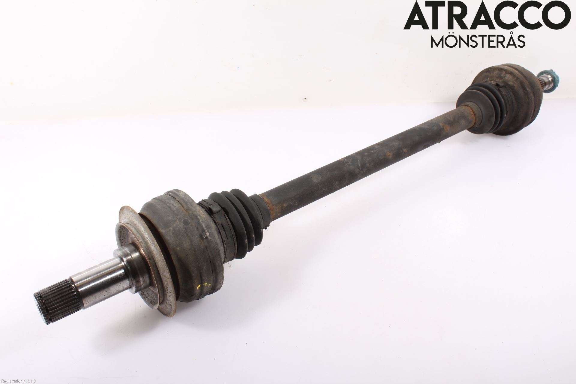 Mercedes-Benz MB E-KLASS (W213) 16-23 Drivaxel Bak Vänster