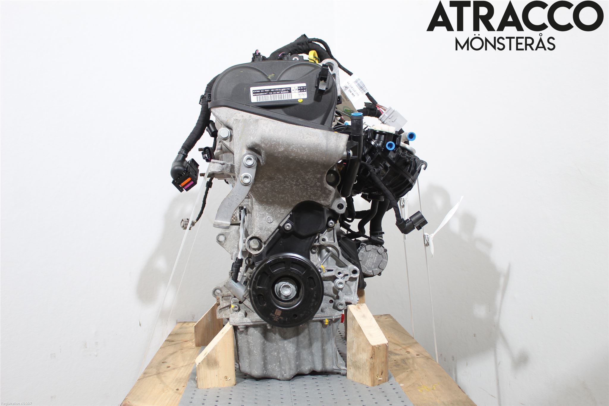 Skoda RAPID Motor Bensin