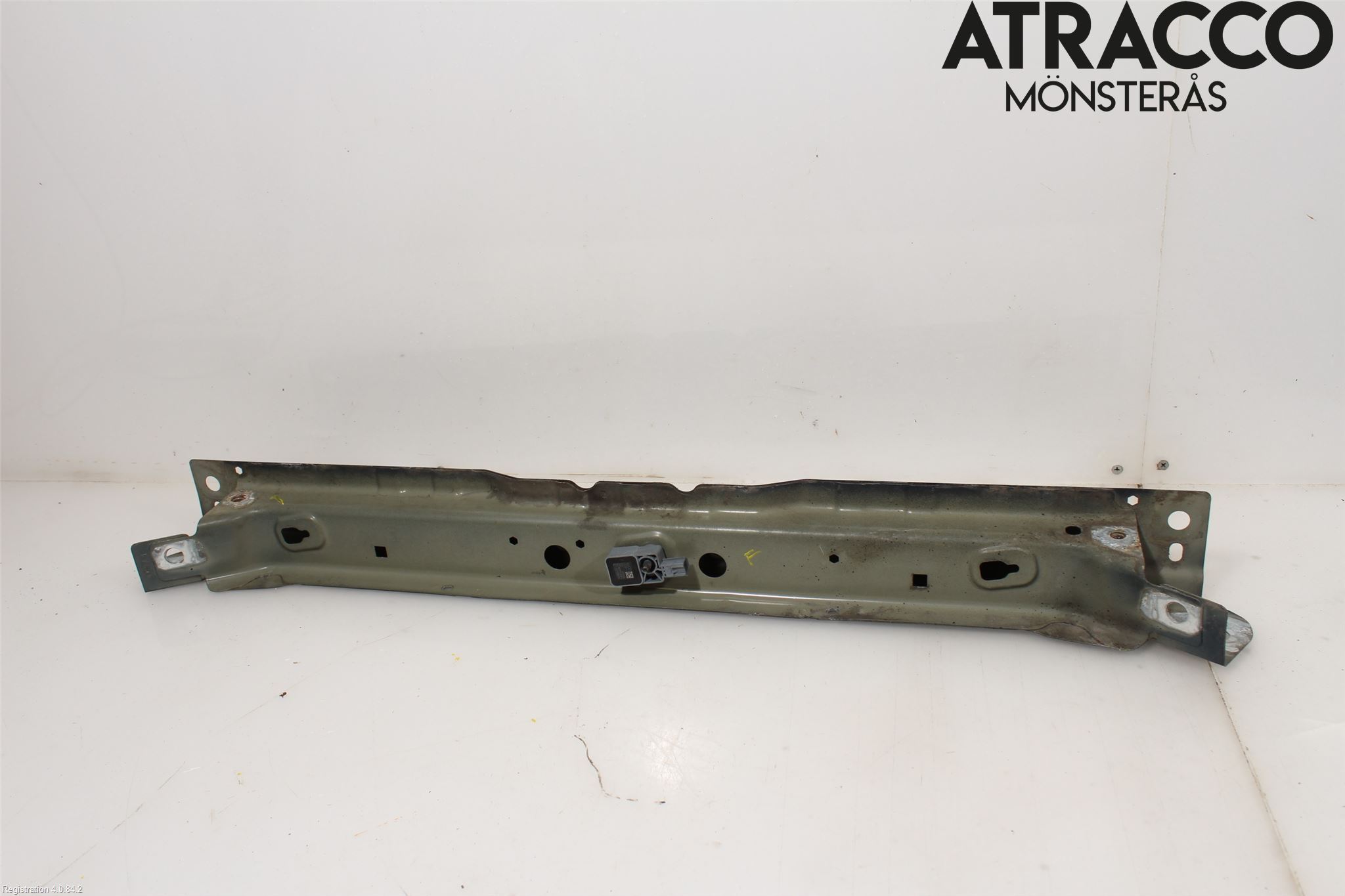 Opel INSIGNIA 09-16 Front Huvlåsplåt-Balk