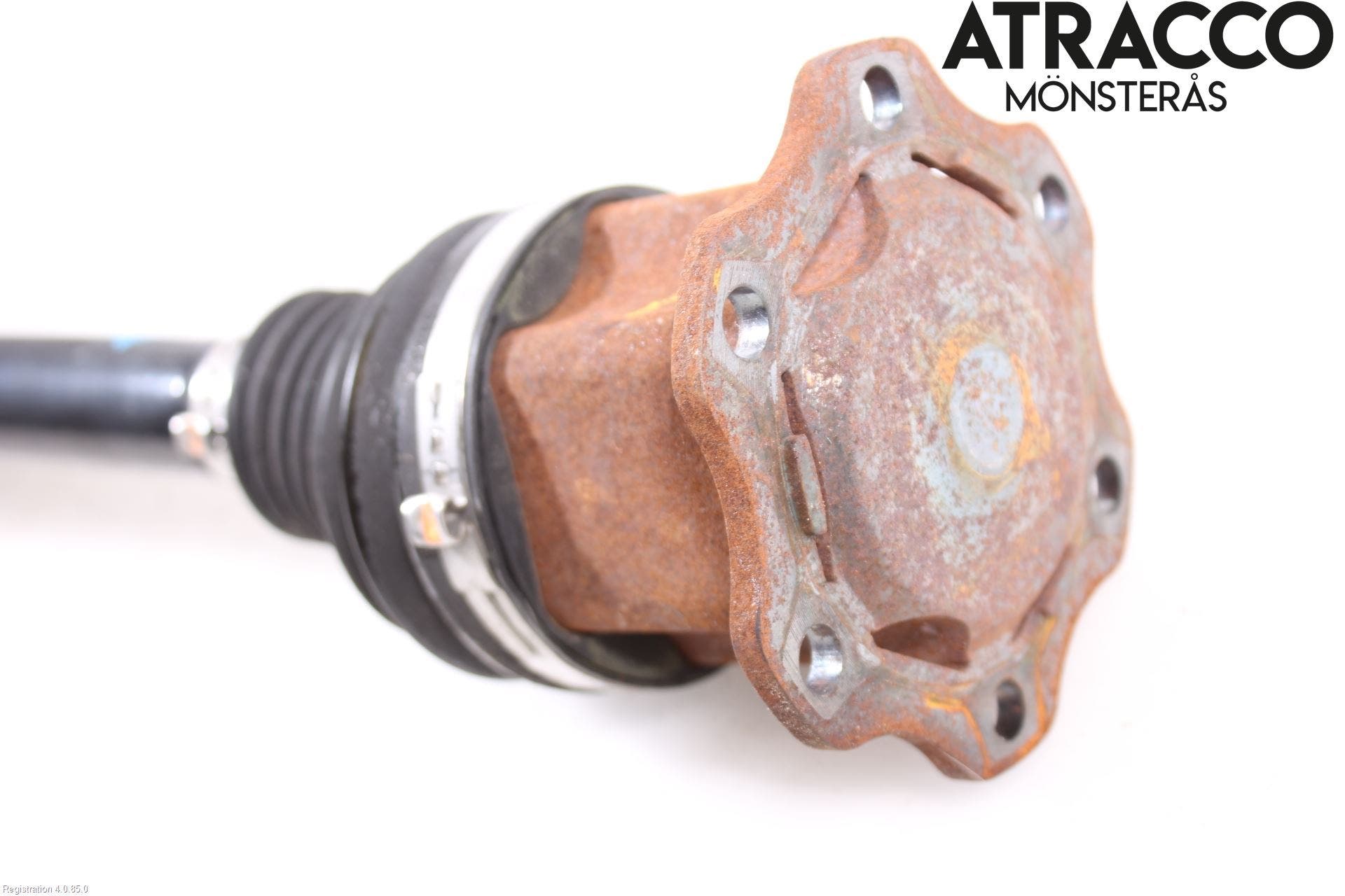 Audi Q5 09-16 Drivaxel Fram Höger