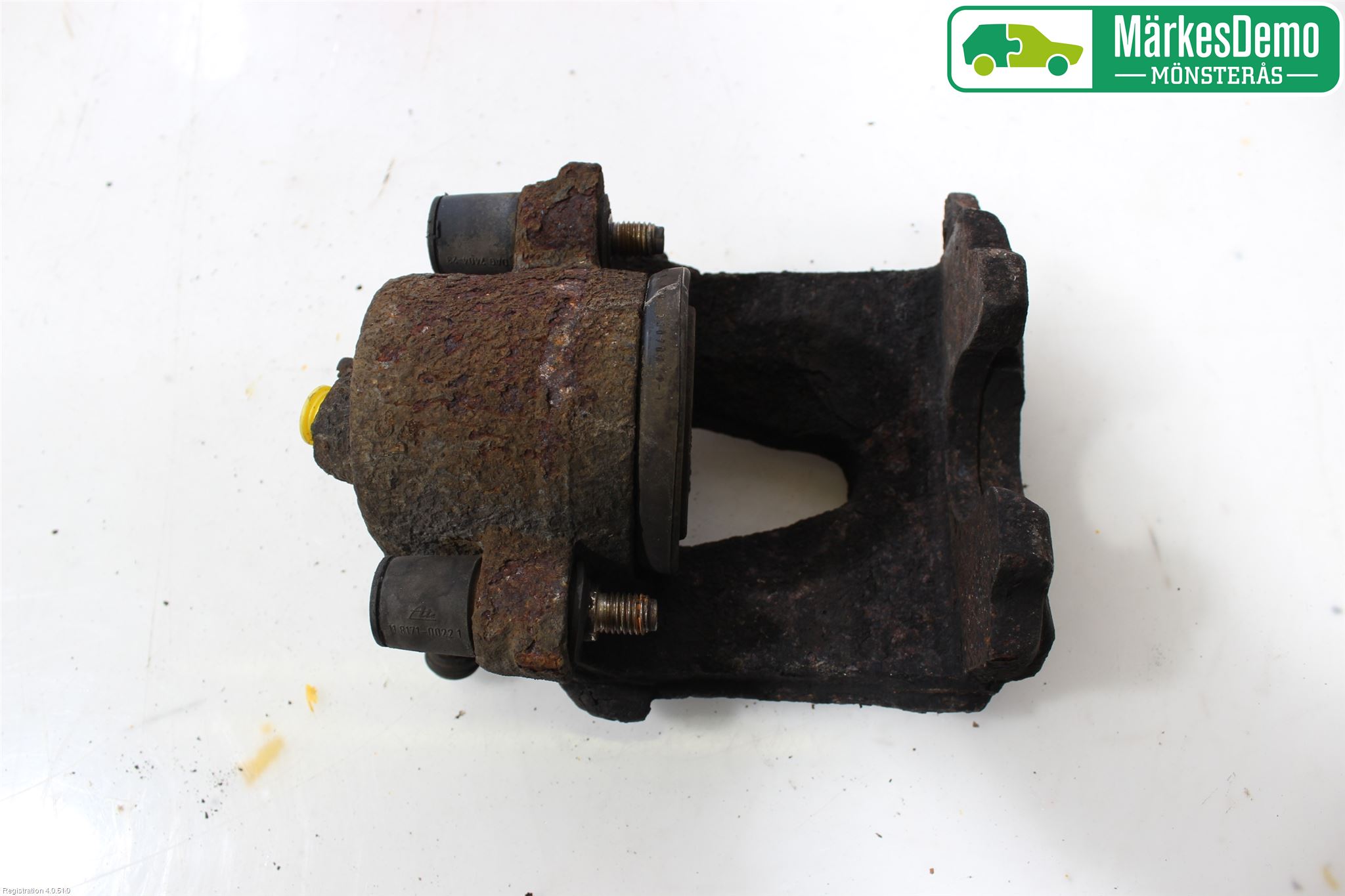 Volkswagen VW GOLF VI 09-13 Bromsok Fram Vänster