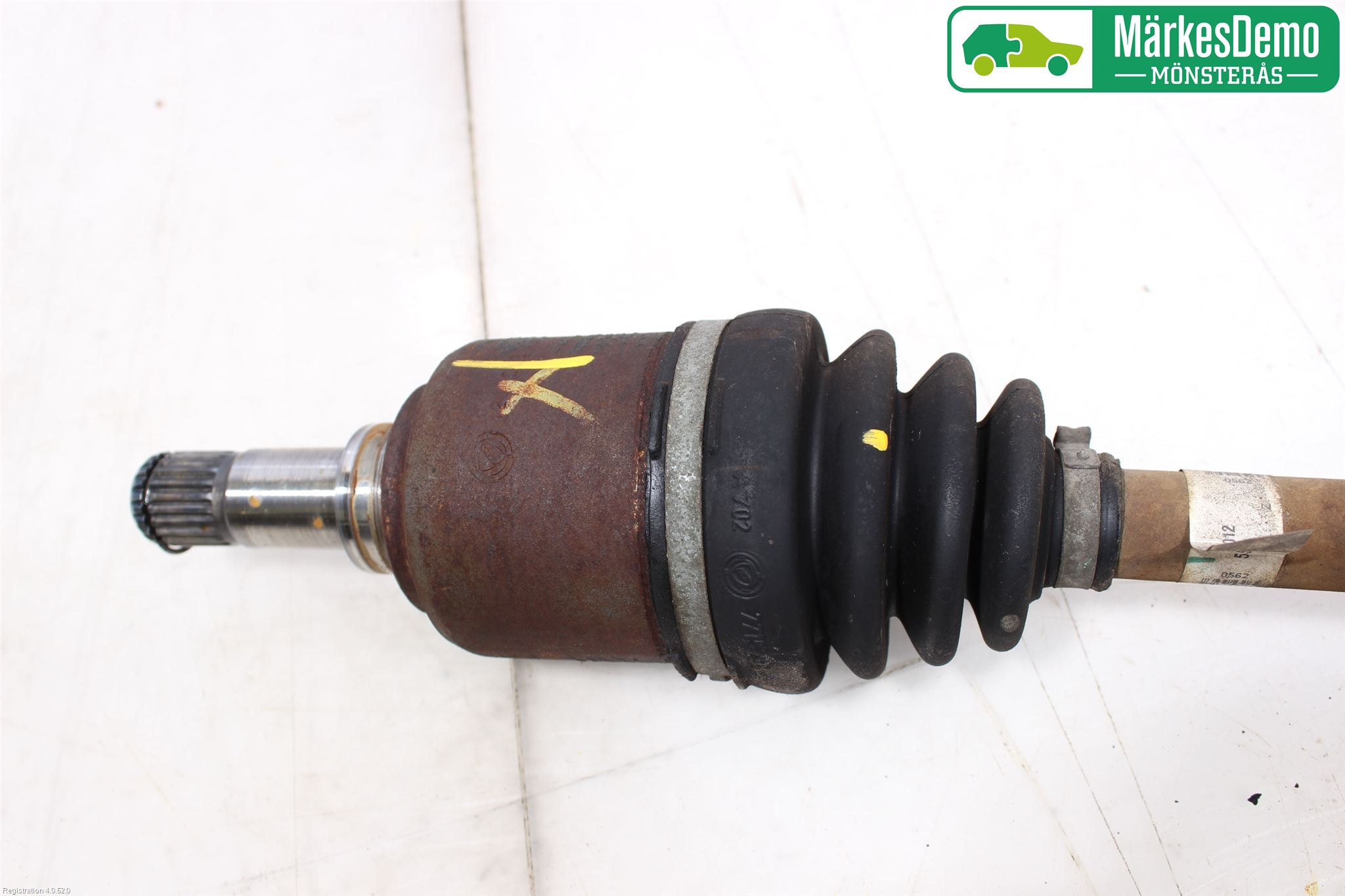 Fiat PUNTO 00-18 Drivaxel Fram Vänster