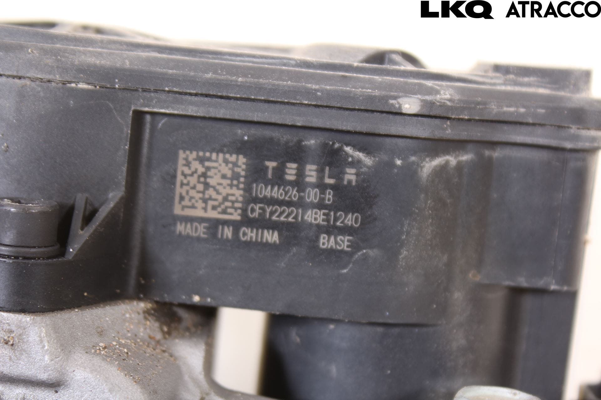 Tesla MODEL Y 21- Bromsok Bak Höger