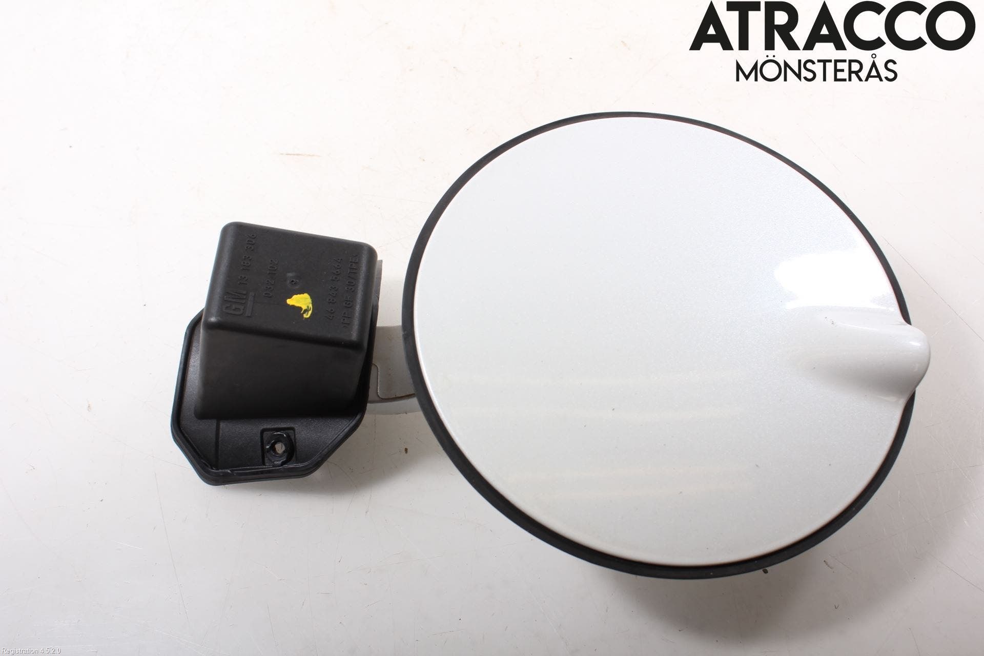 Opel CORSA E 15-19 Tanklucka