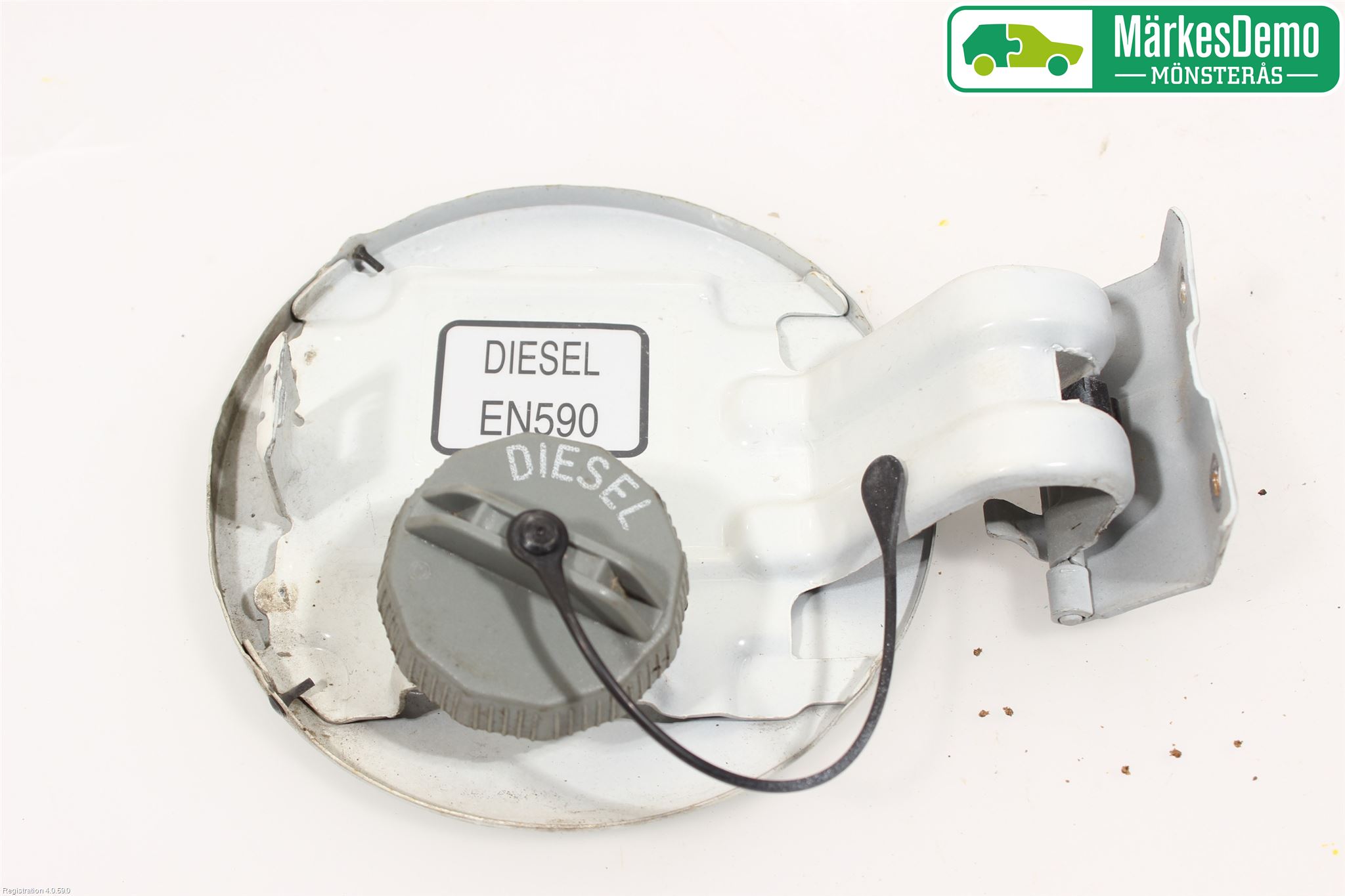 Mitsubishi L200 06-15 Tanklucka