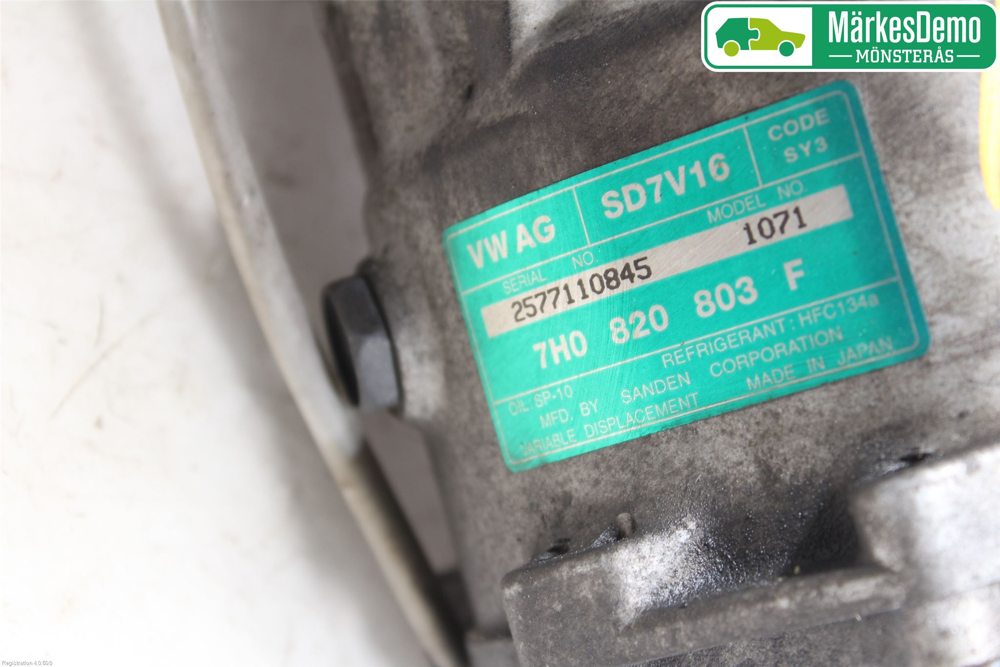 Volkswagen VW CADDY      04-10 Ac Kompressor