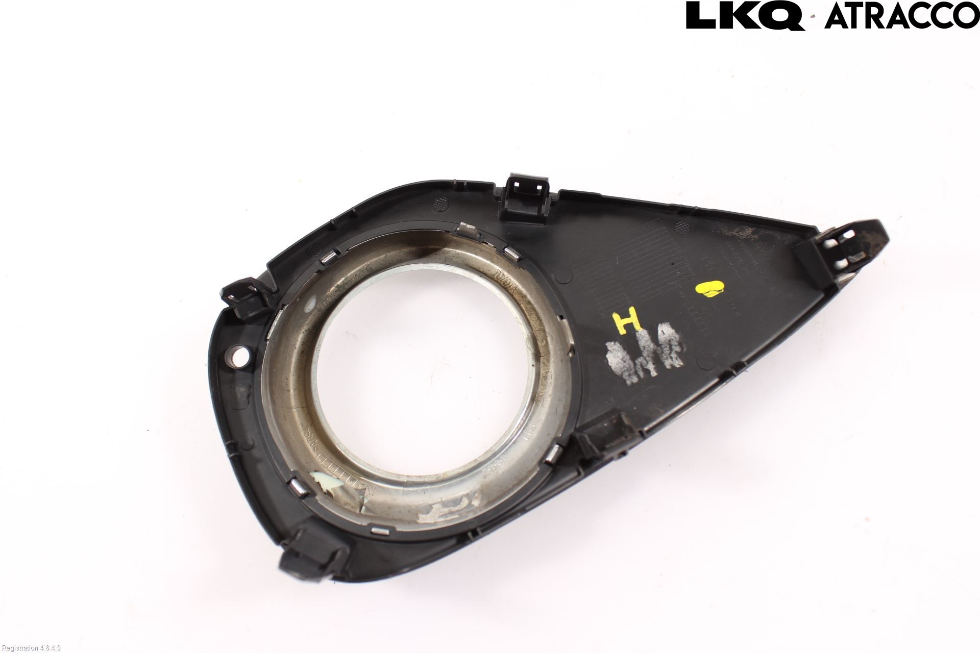 Toyota YARIS XP130 15-20 Dimljussarg Fram