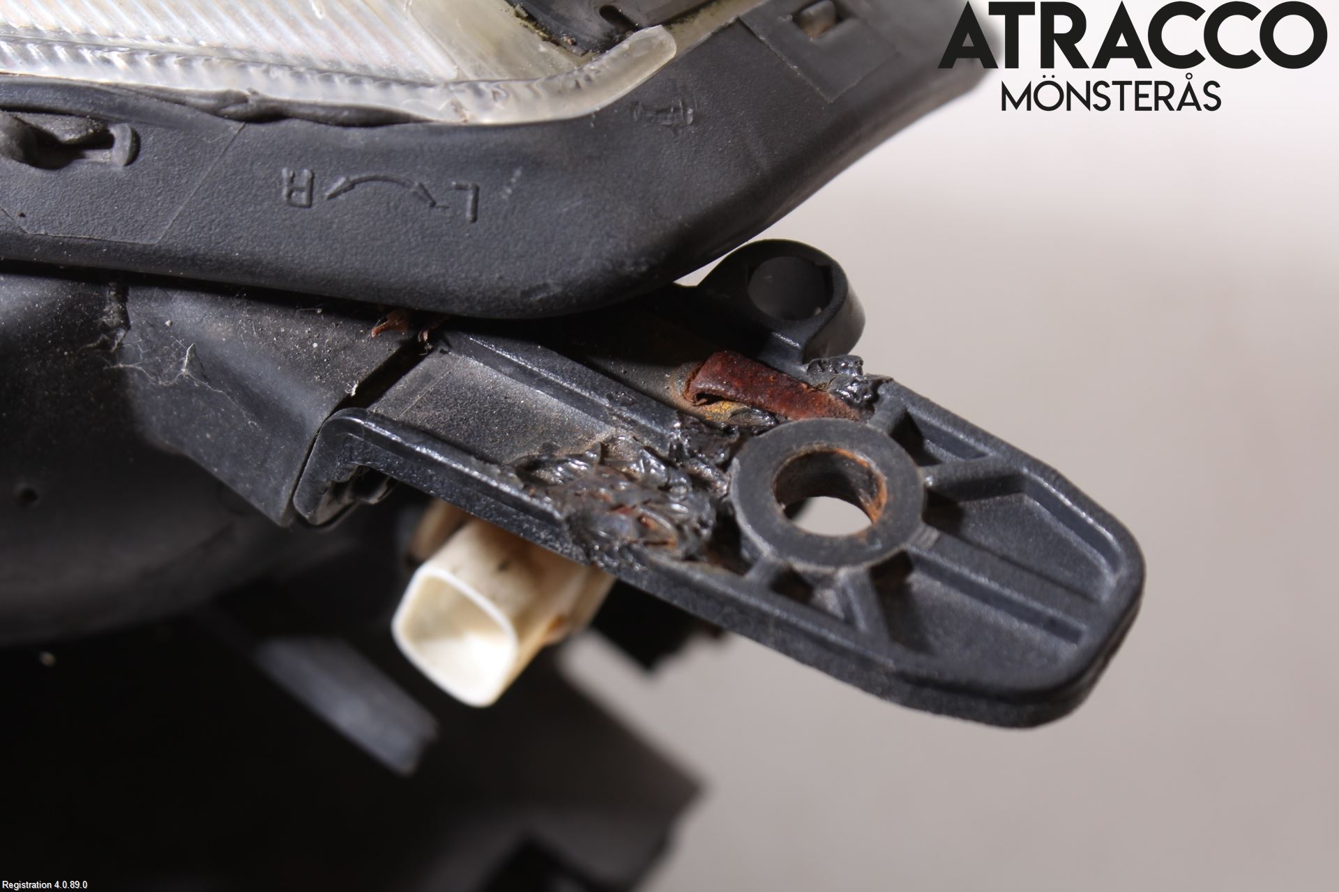 Kia CARNIVAL Strålkastare Höger