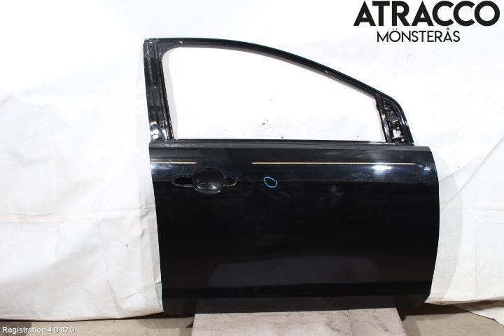 Ford FOCUS 08-11 Dörr Fram Höger