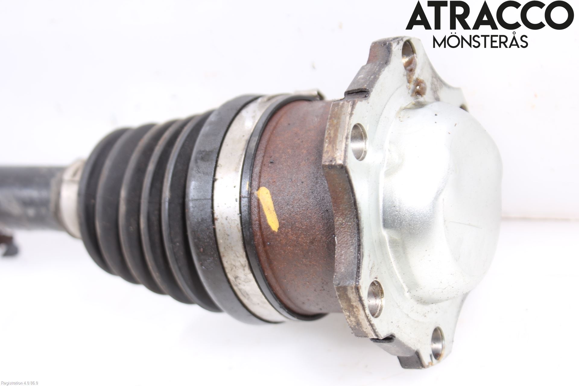 Volkswagen VW POLO 05-09 Drivaxel Fram Vänster