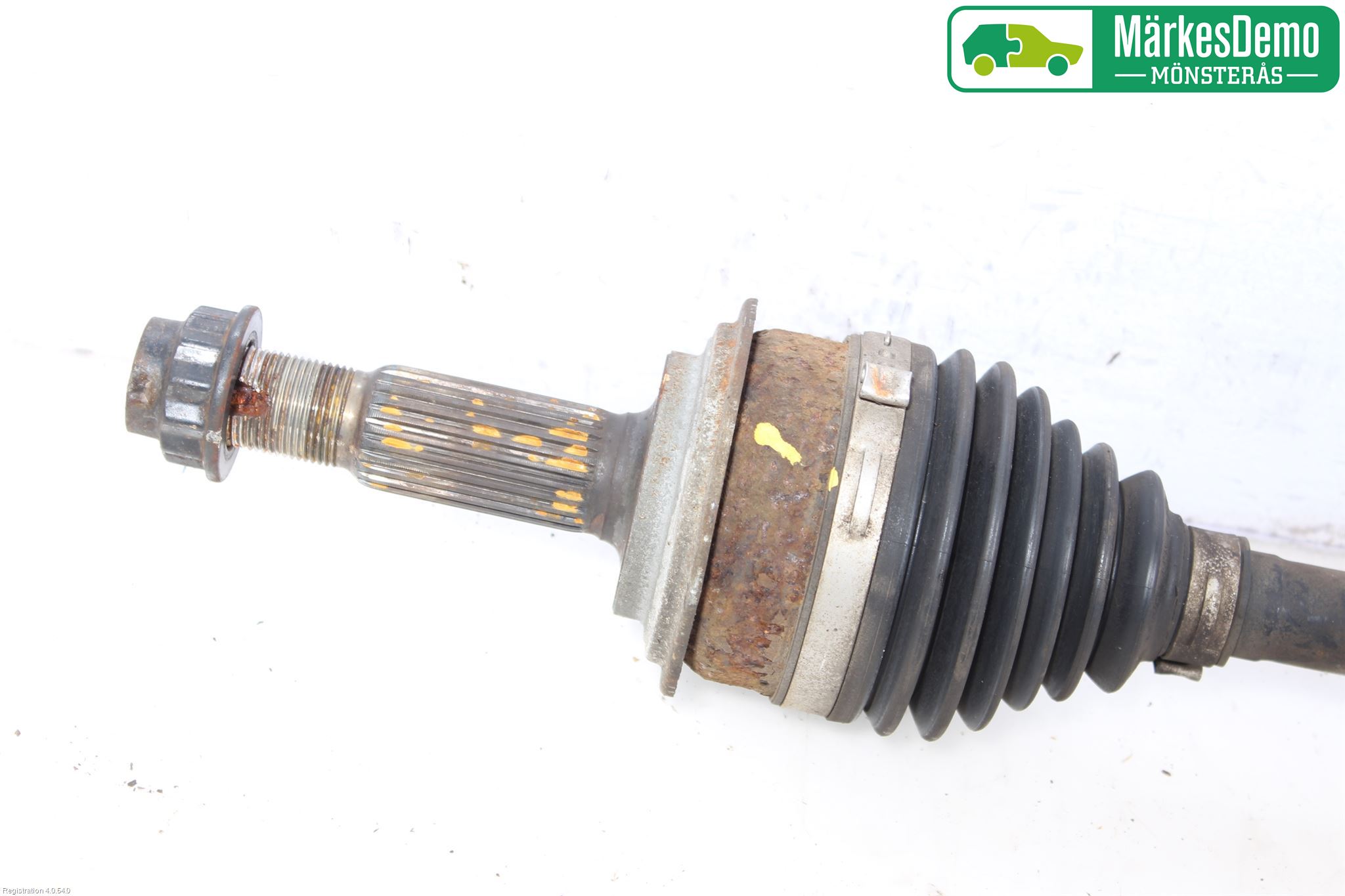 Toyota YARIS XP130 12-14 Drivaxel Fram Vänster