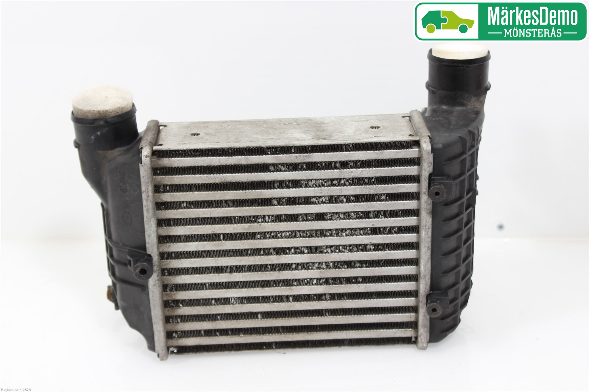 Audi A4/S4 01-05 Laddluft-Intercooler Kyl