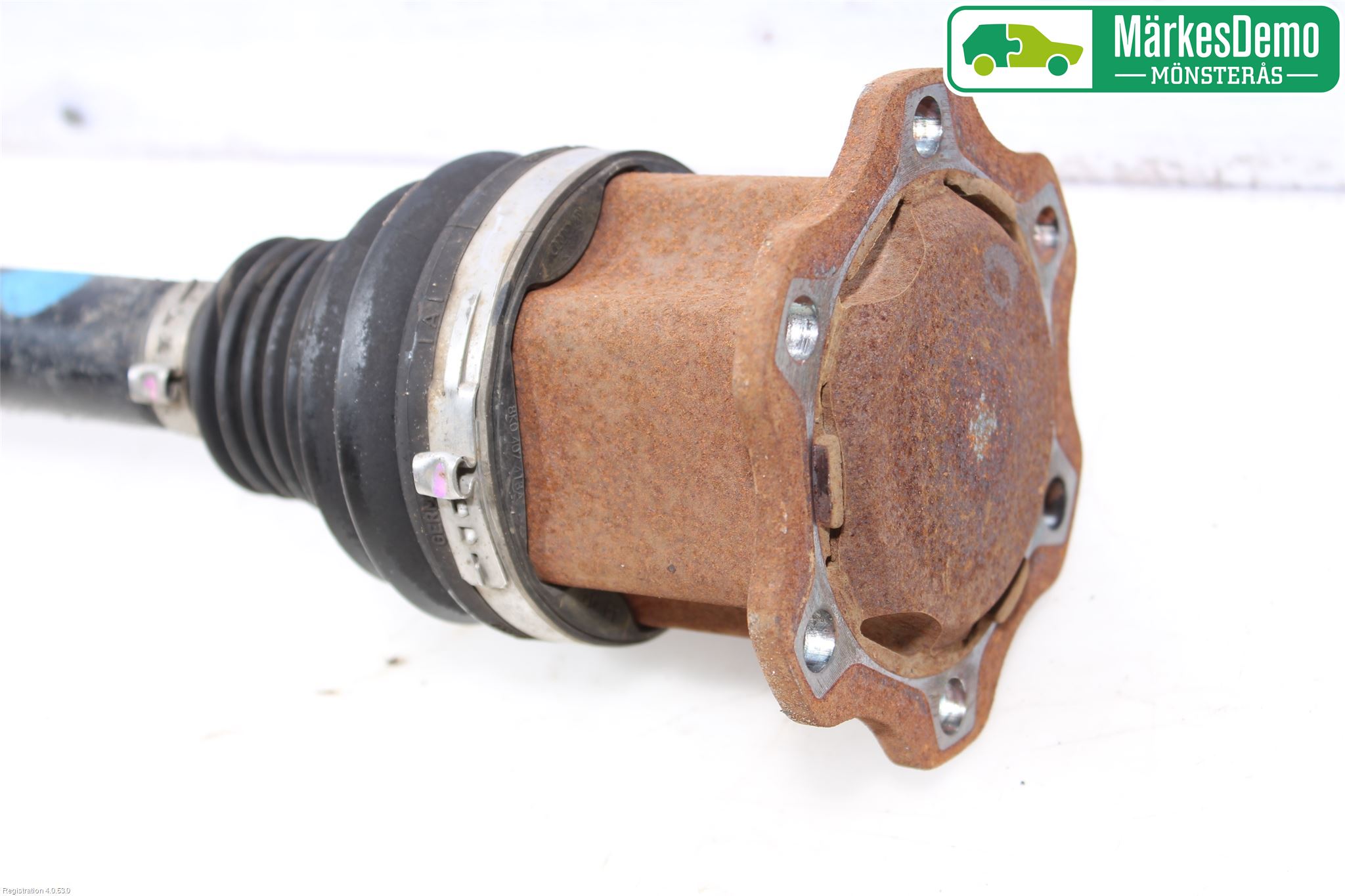 Audi A4/S4 08-11 Drivaxel Fram Höger