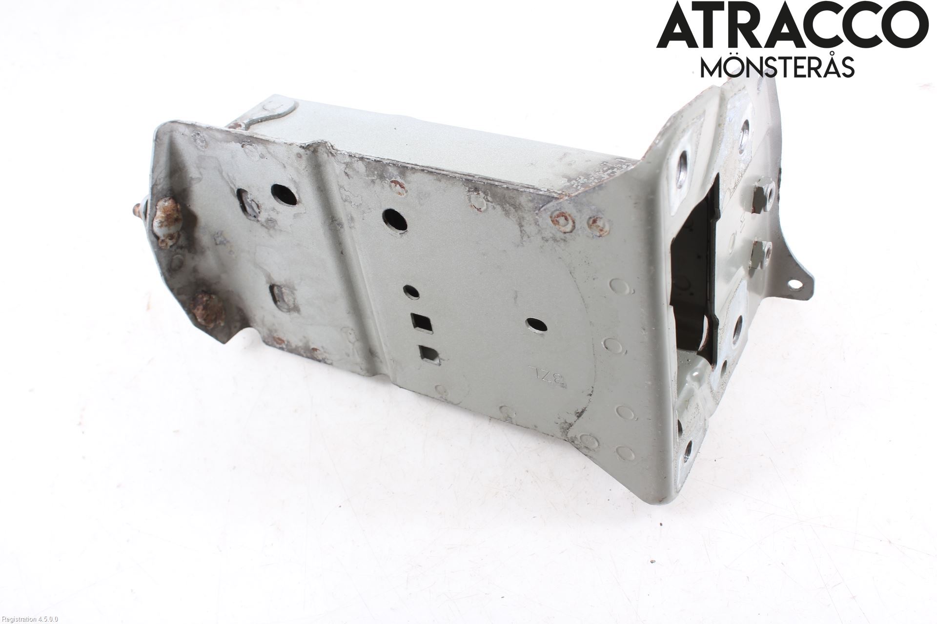 Nissan PULSAR Stötfångarbärjärn Fram