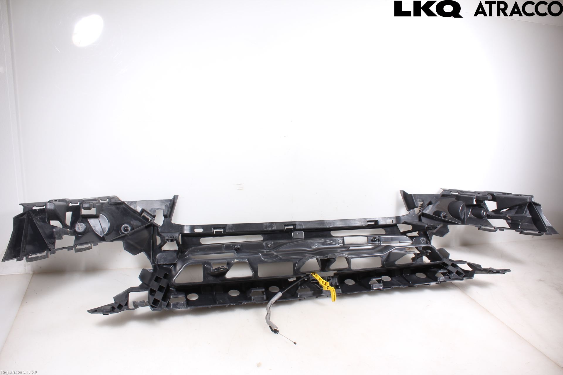 Ford TRANSIT/TOURNEO CONNECT 13-22 Front Huvlåsplåt-Balk