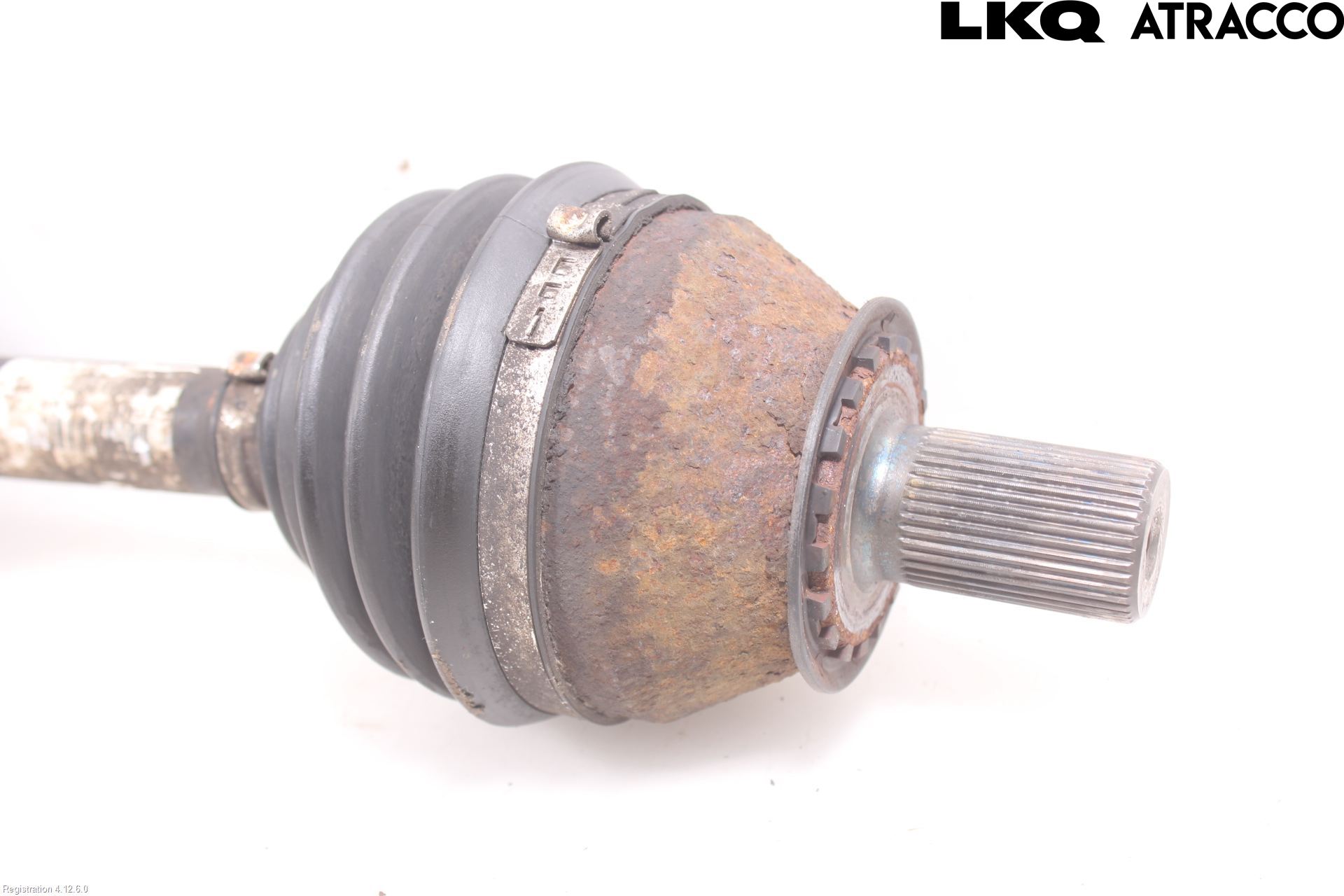 Volvo V70 14-16 Drivaxel Fram Höger