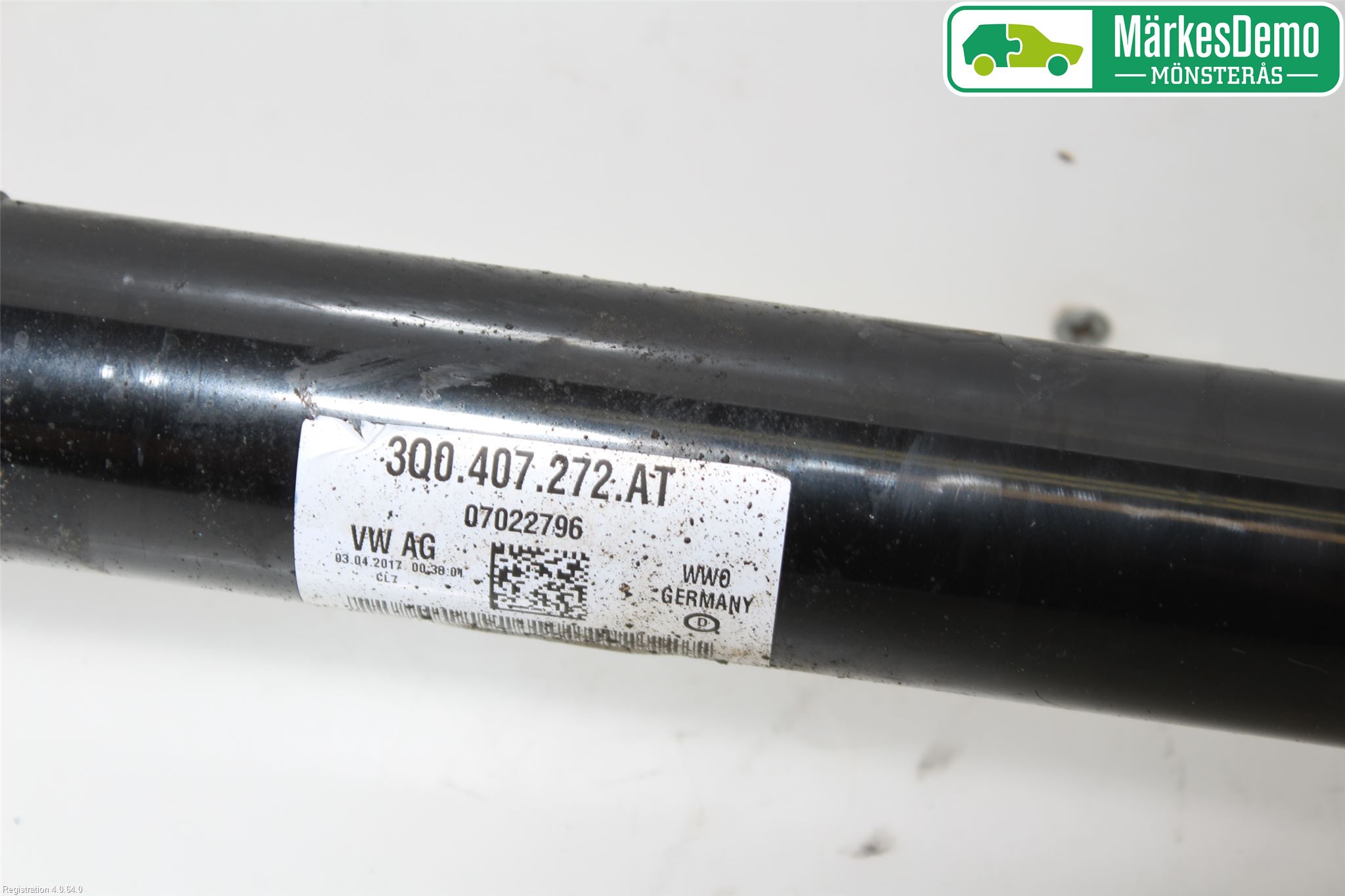 Skoda SUPERB 16-24 Drivaxel Fram Höger