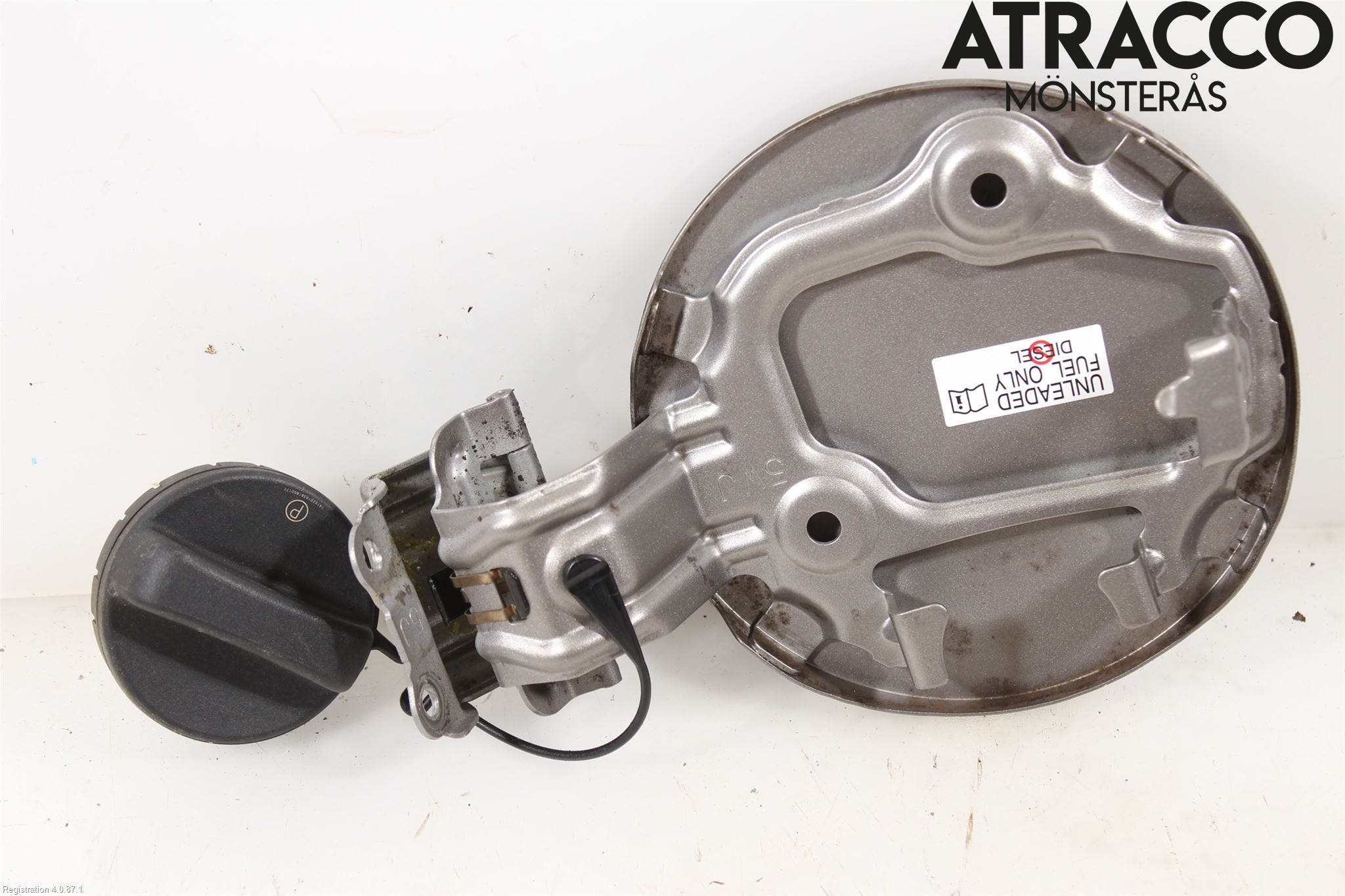 Toyota AURIS 13-19 Tanklucka