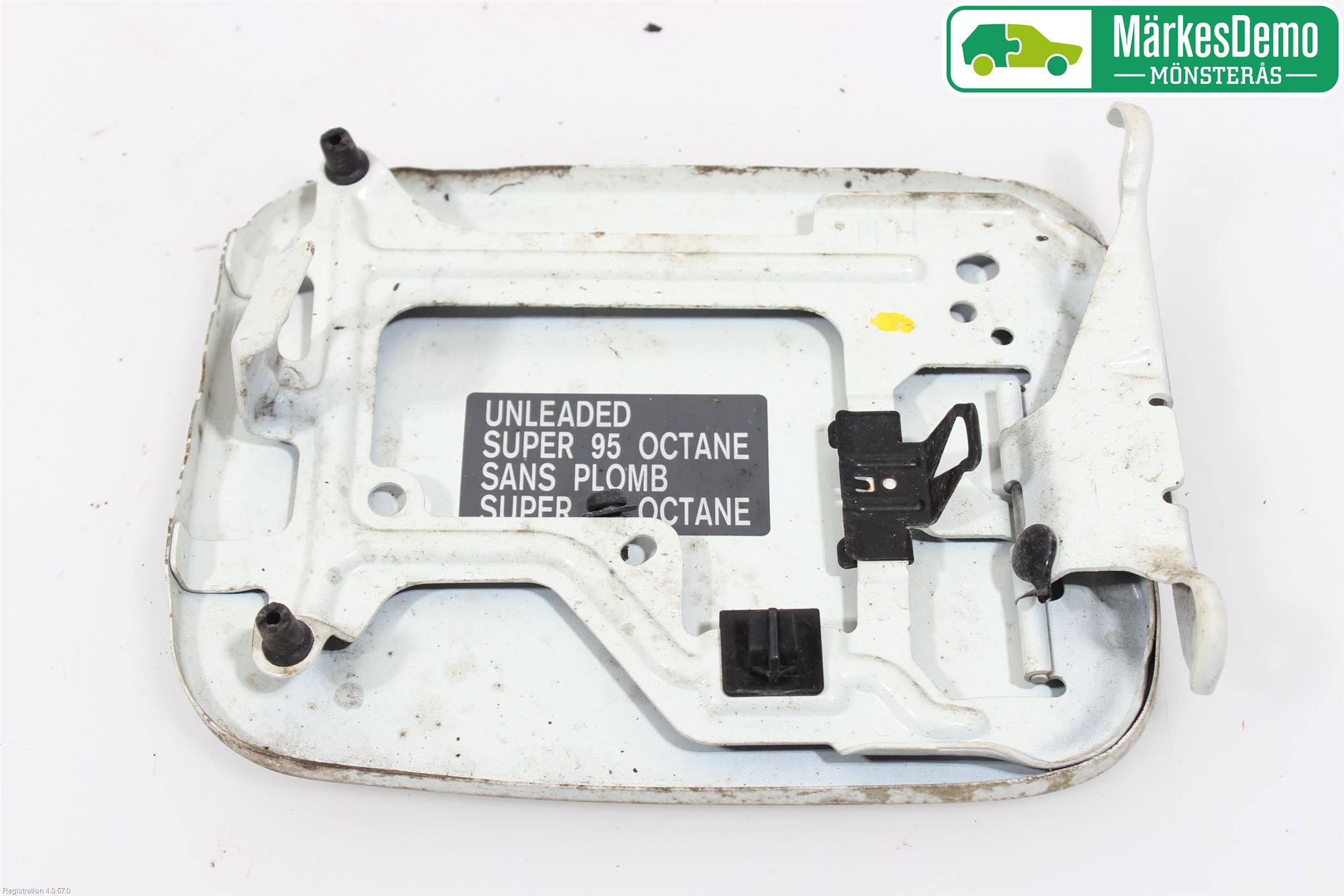 Nissan MICRA 11-16 Tanklucka