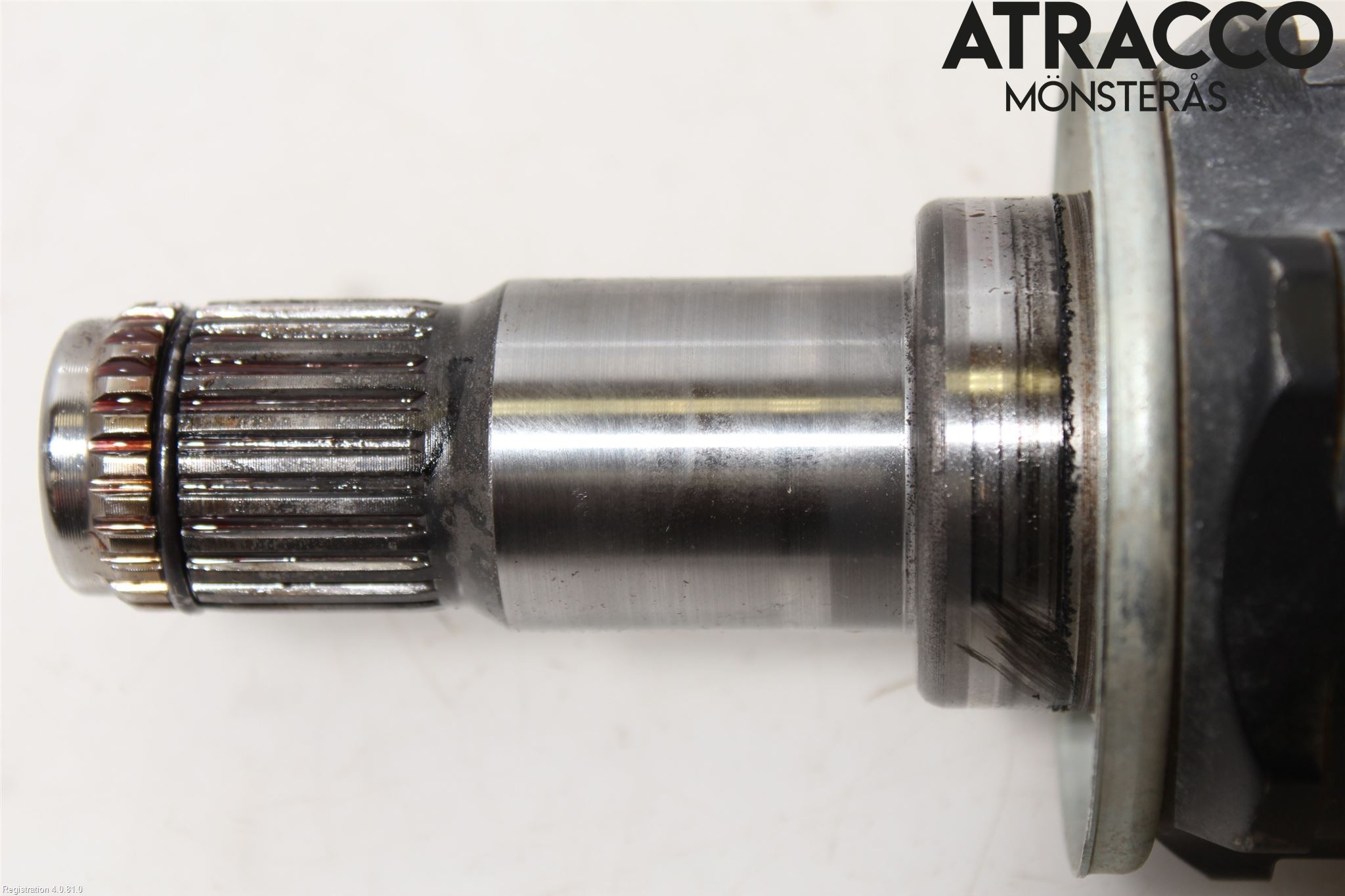 Toyota RAV4 13-18 Drivaxel Fram Vänster