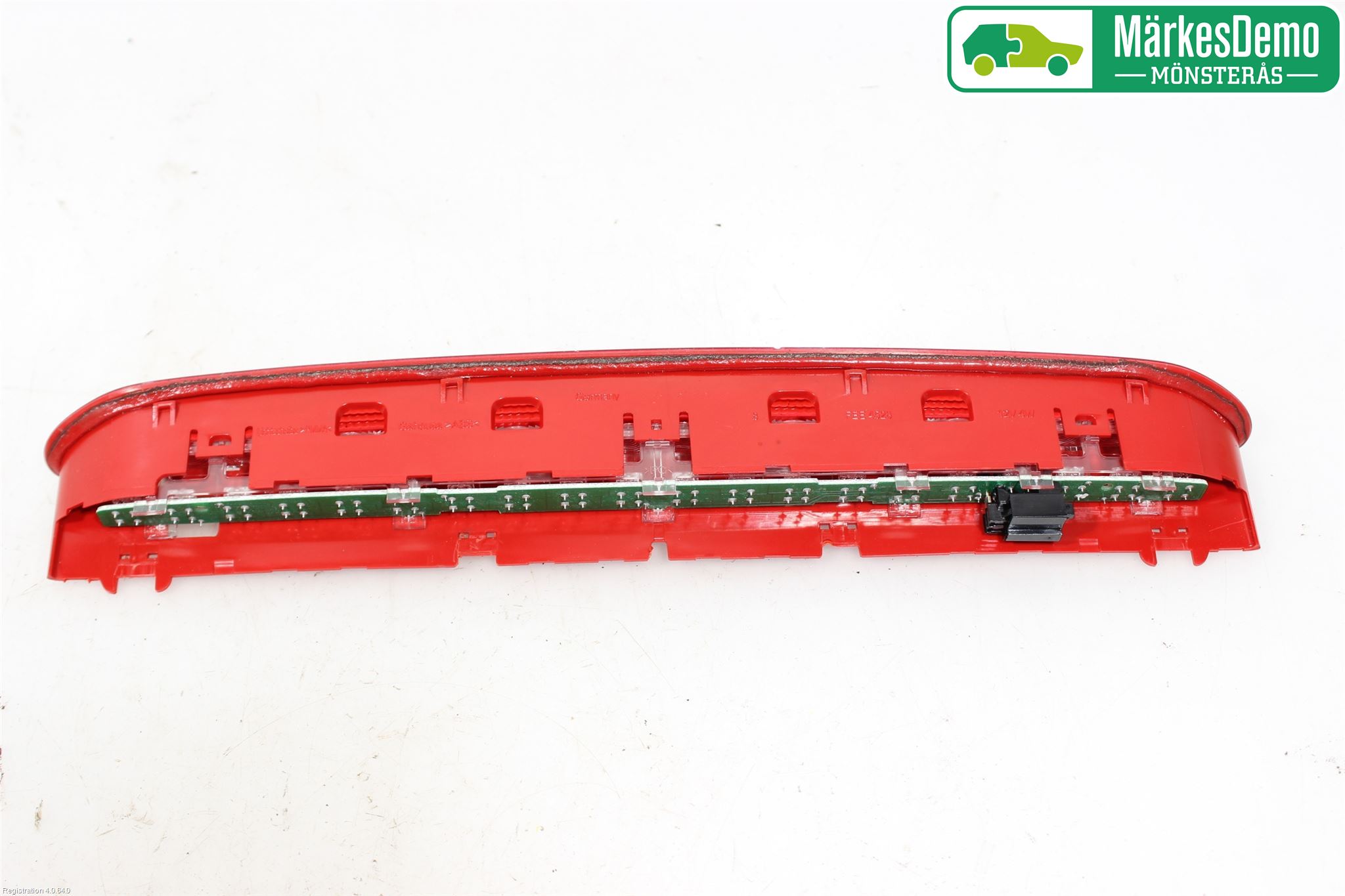 Volkswagen VW PASSAT 11-14 Bromsljus Bakruta