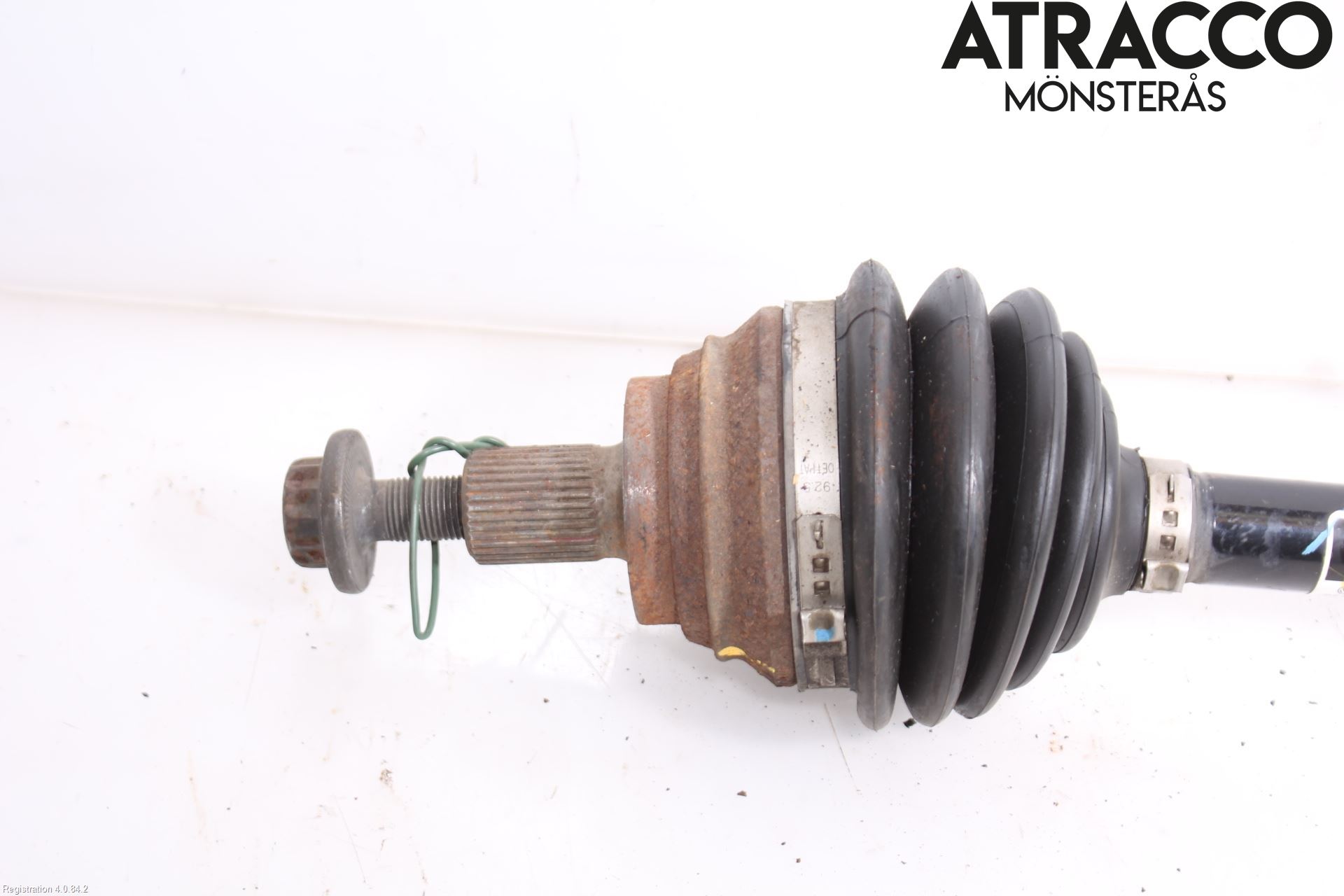 Volkswagen VW GOLF VI 09-13 Drivaxel Fram Vänster