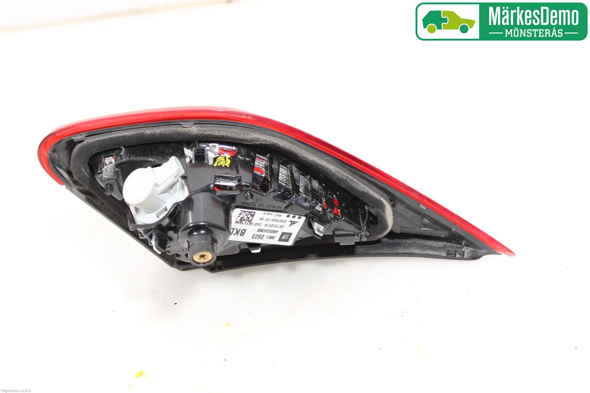 Opel CORSA E 15-19 Bakljus Lucka Vä