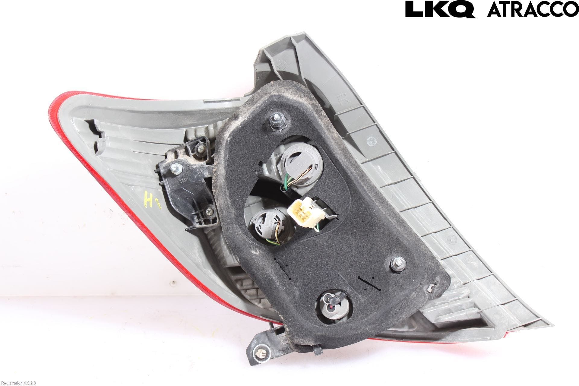 Toyota YARIS XP130 12-14 Bakljus Höger