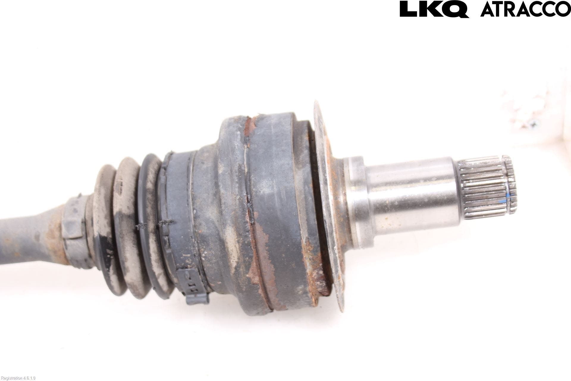 Mercedes-Benz MB CLS (C218/X218) 11-17 Drivaxel Bak Vänster