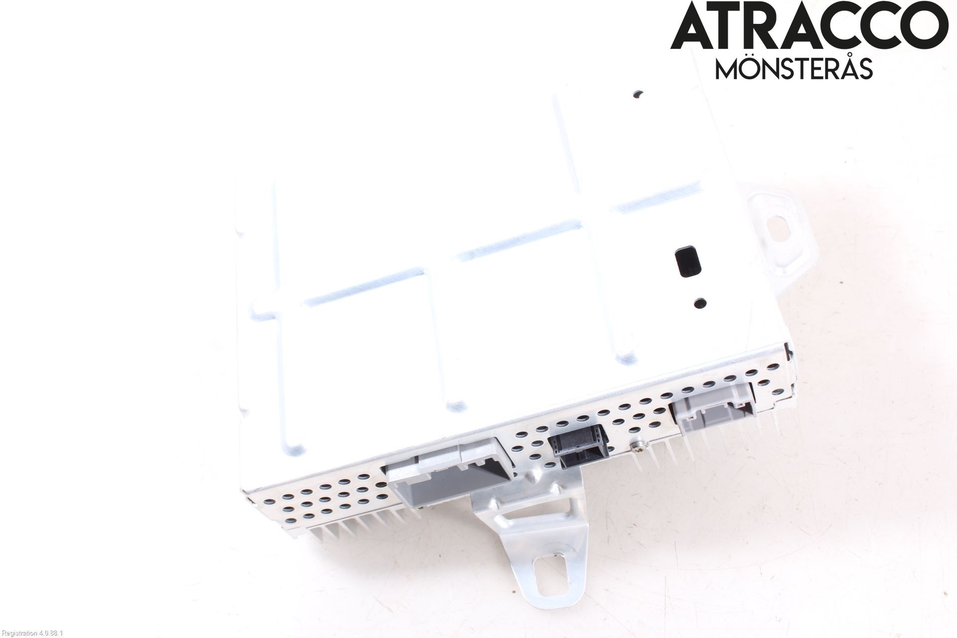 Tesla MODEL Y 21- Radio-Stereo Förstärkare