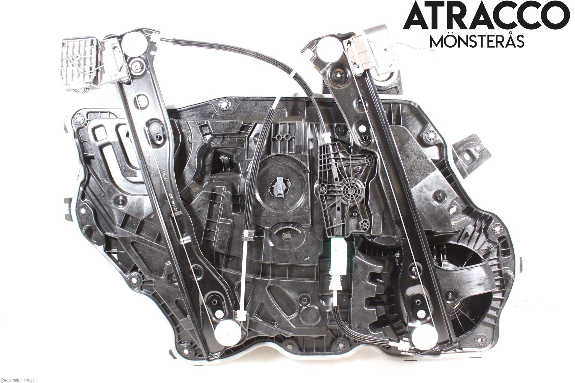 Tesla MODEL Y 21- Fönsterhissmekanism