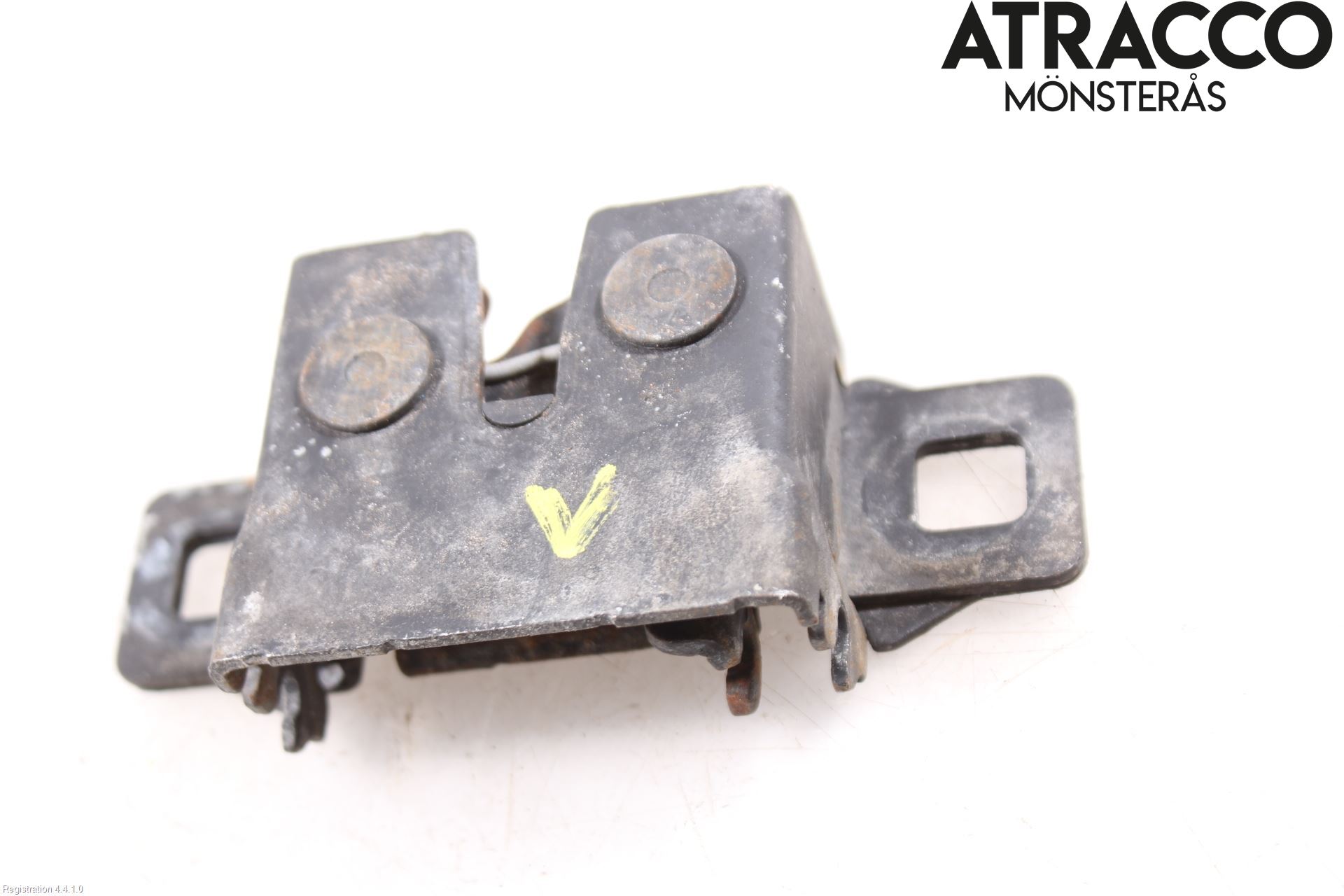 Jaguar F-PACE Huvlås