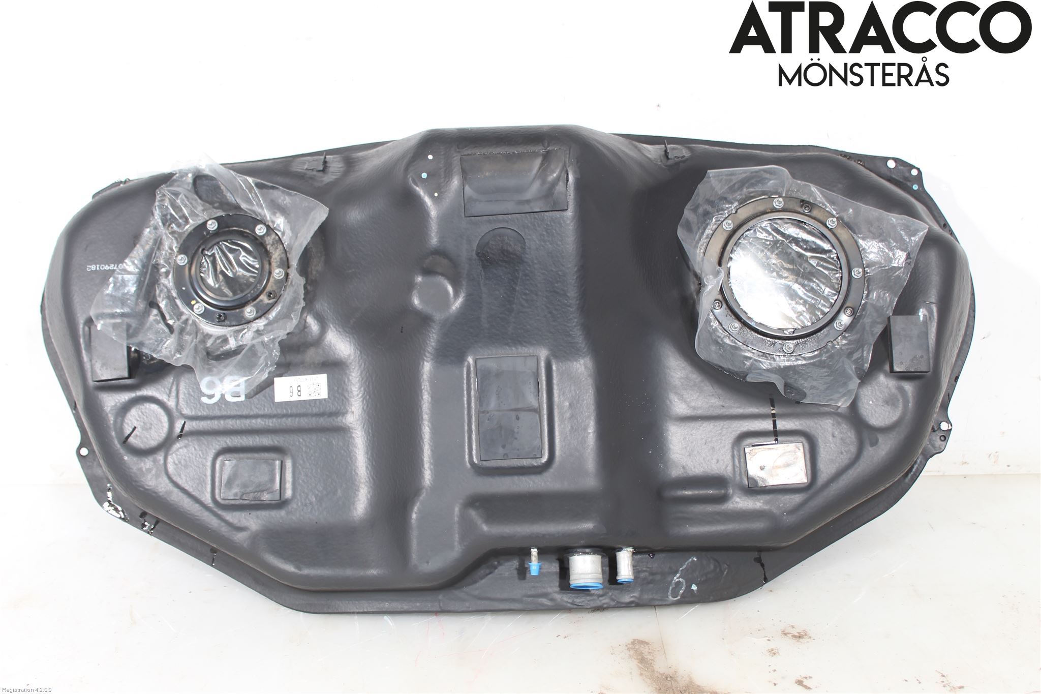 Subaru OUTBACK 15-20 Bränsletank Insprutning