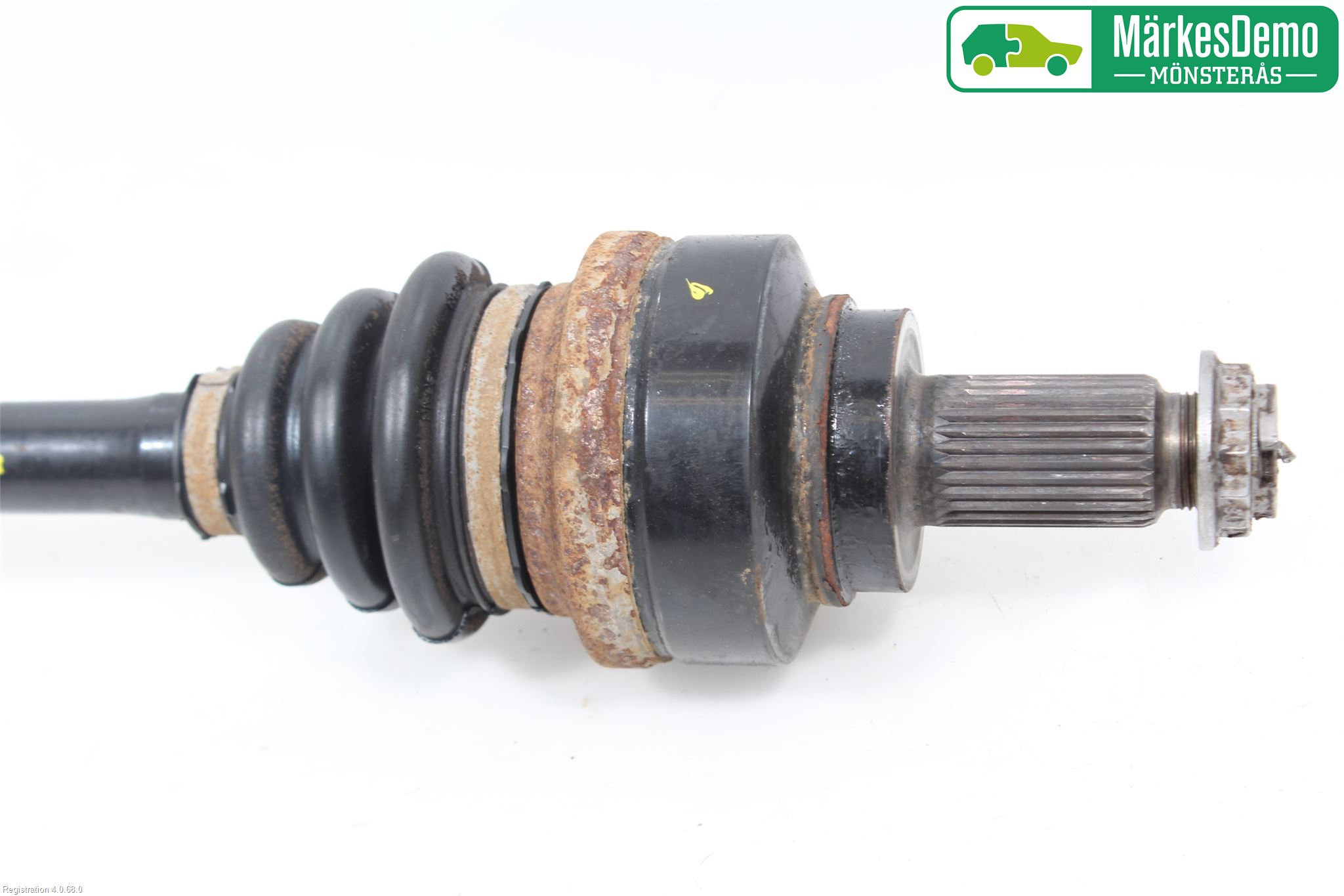 BMW 1 F20/F21 11-19 Drivaxel Bak Vänster