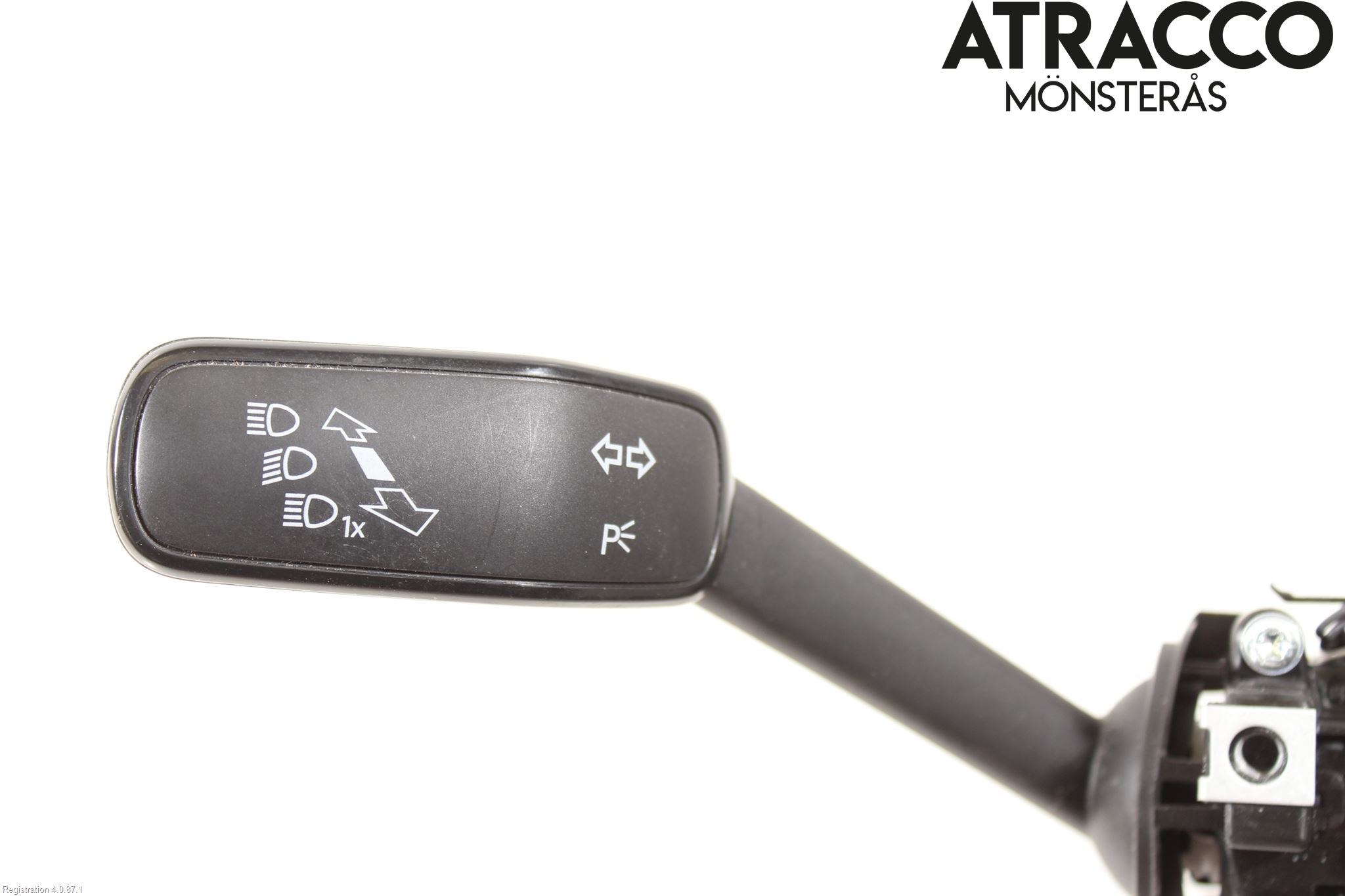 Volkswagen VW PASSAT 15-19 Spakcentral