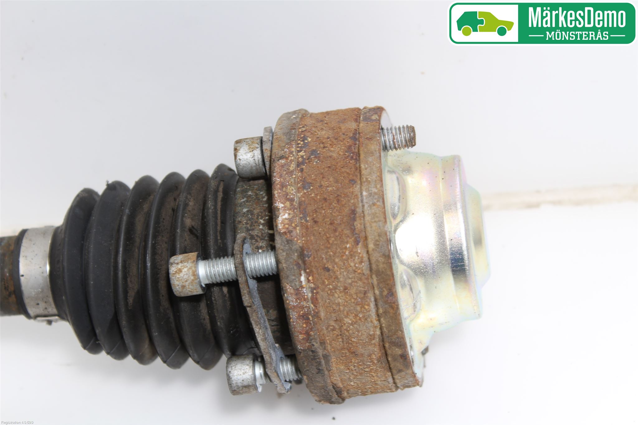 Volkswagen VW TIGUAN 16-24 Drivaxel Bak Vänster