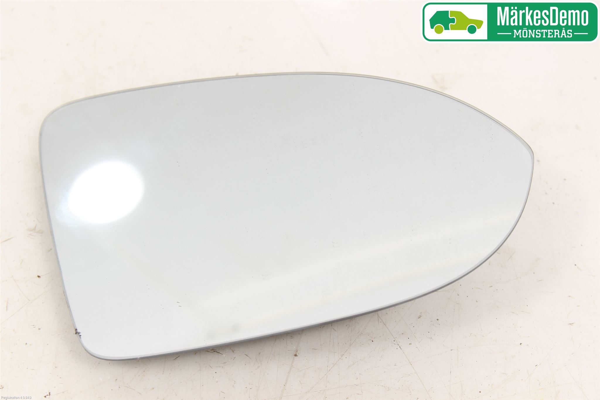 Volkswagen VW PASSAT 15-19 Spegelglas Hö