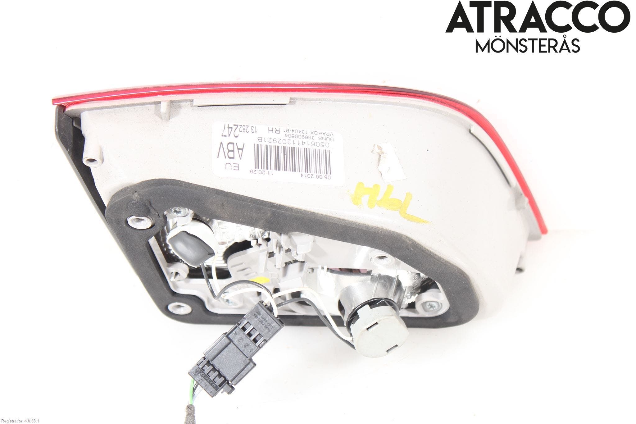 Opel ASTRA J 10-15 Bakljus Lucka Hö