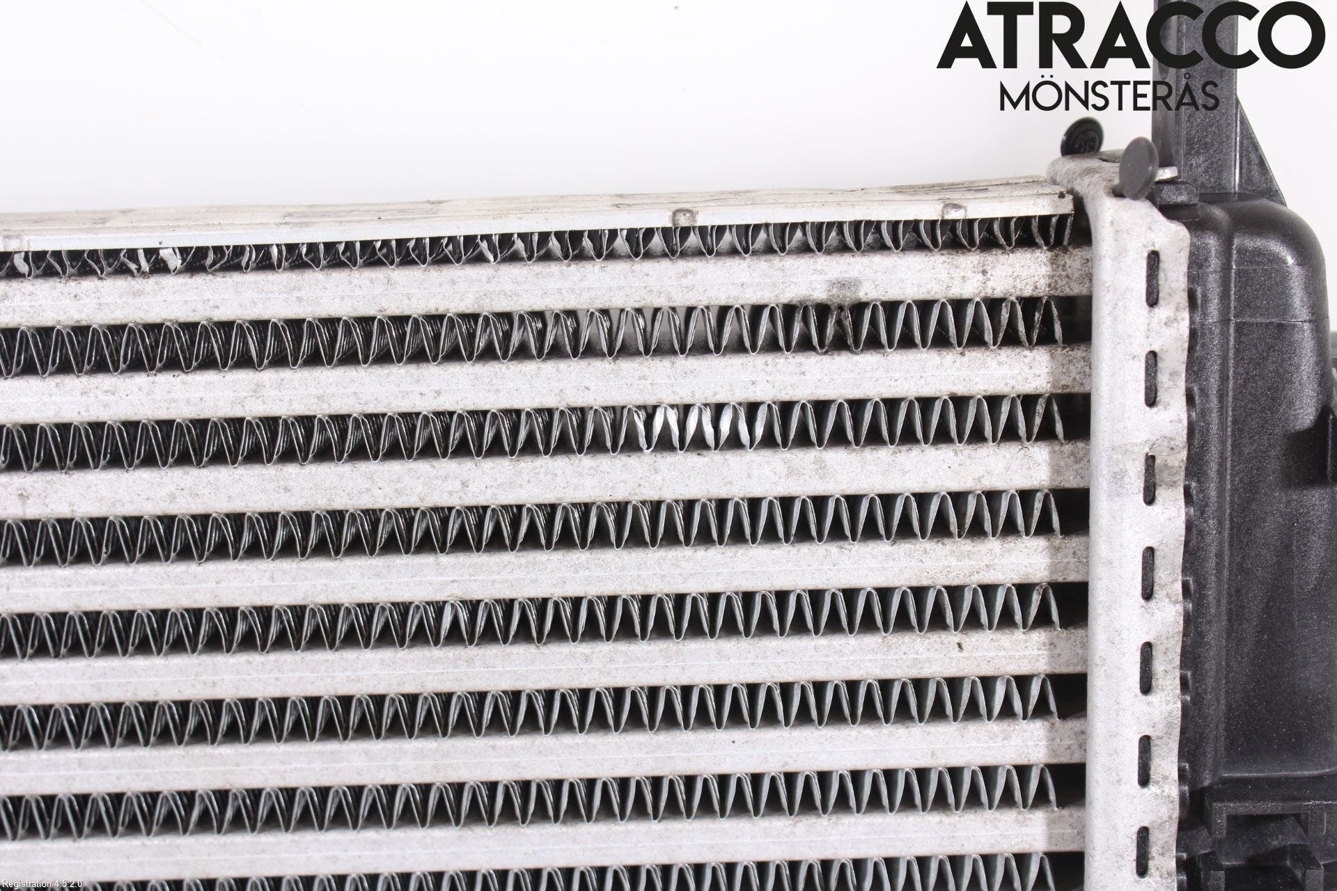 Opel INSIGNIA 09-16 Laddluft-Intercooler Kyl