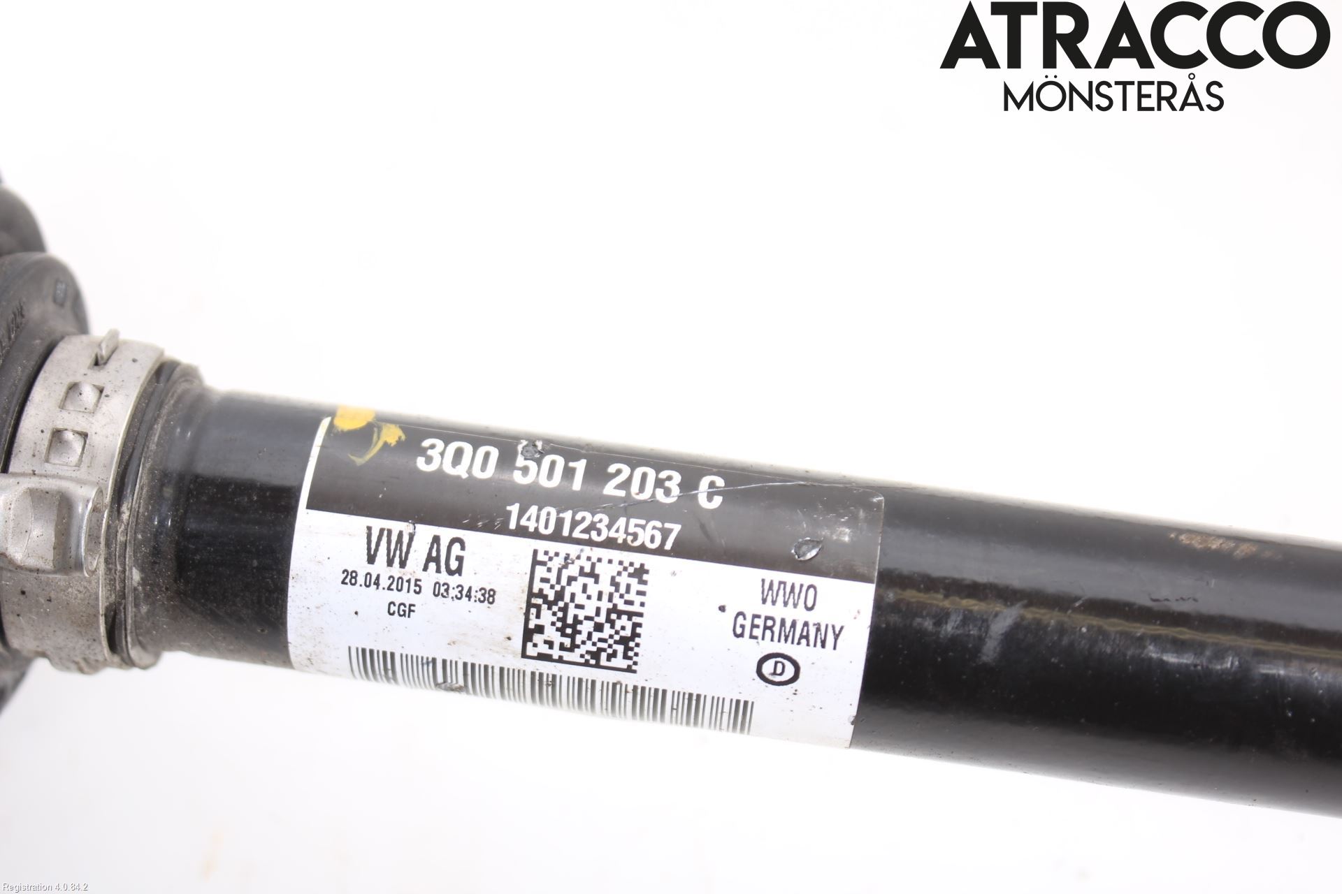 Volkswagen VW PASSAT 15-19 Drivaxel Bak Vänster